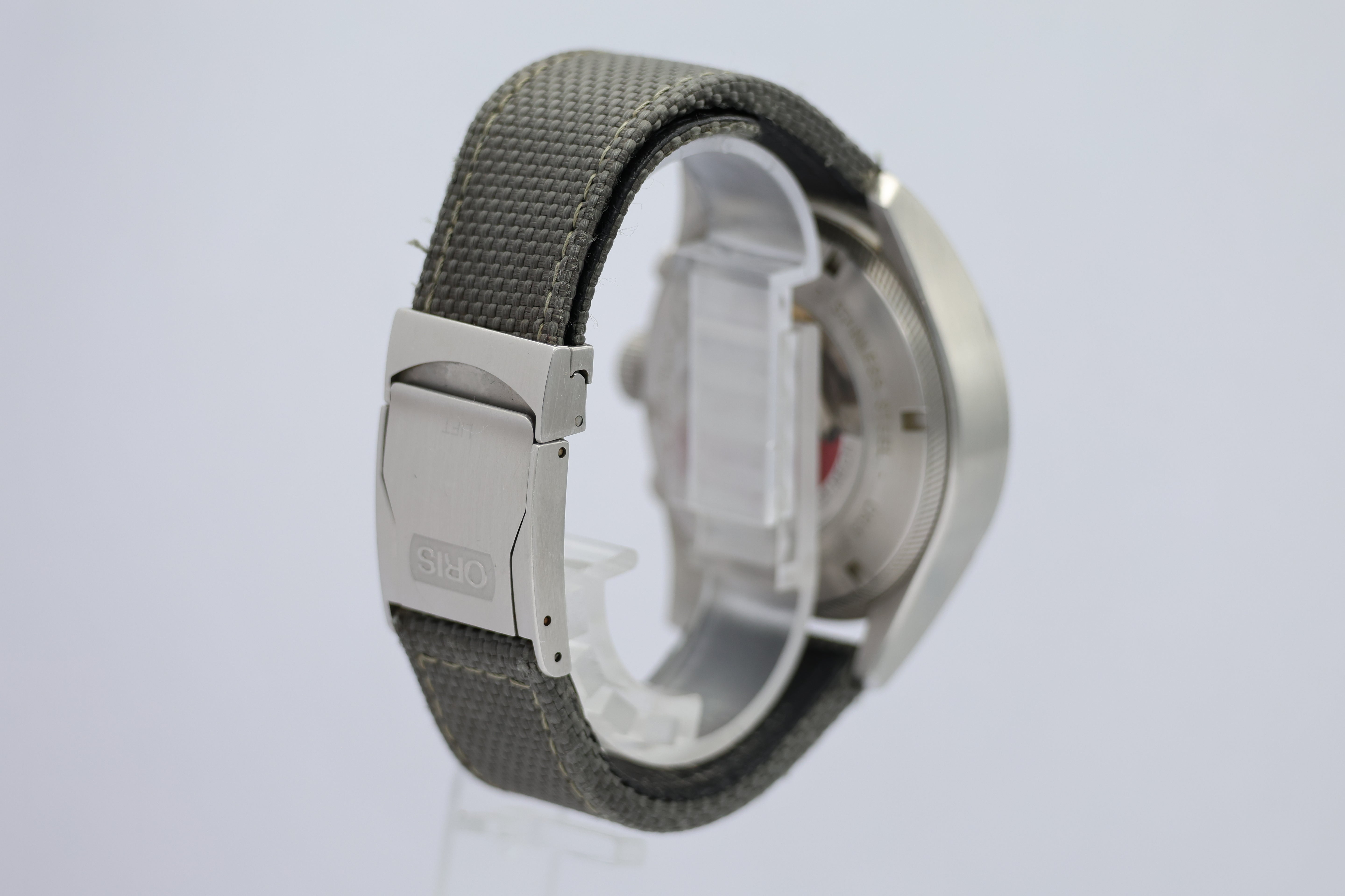 Oris Aviation ProPilot Chronograph GMT 01 677 7699 4164-07 5 22 15FC - Detailansicht 1
