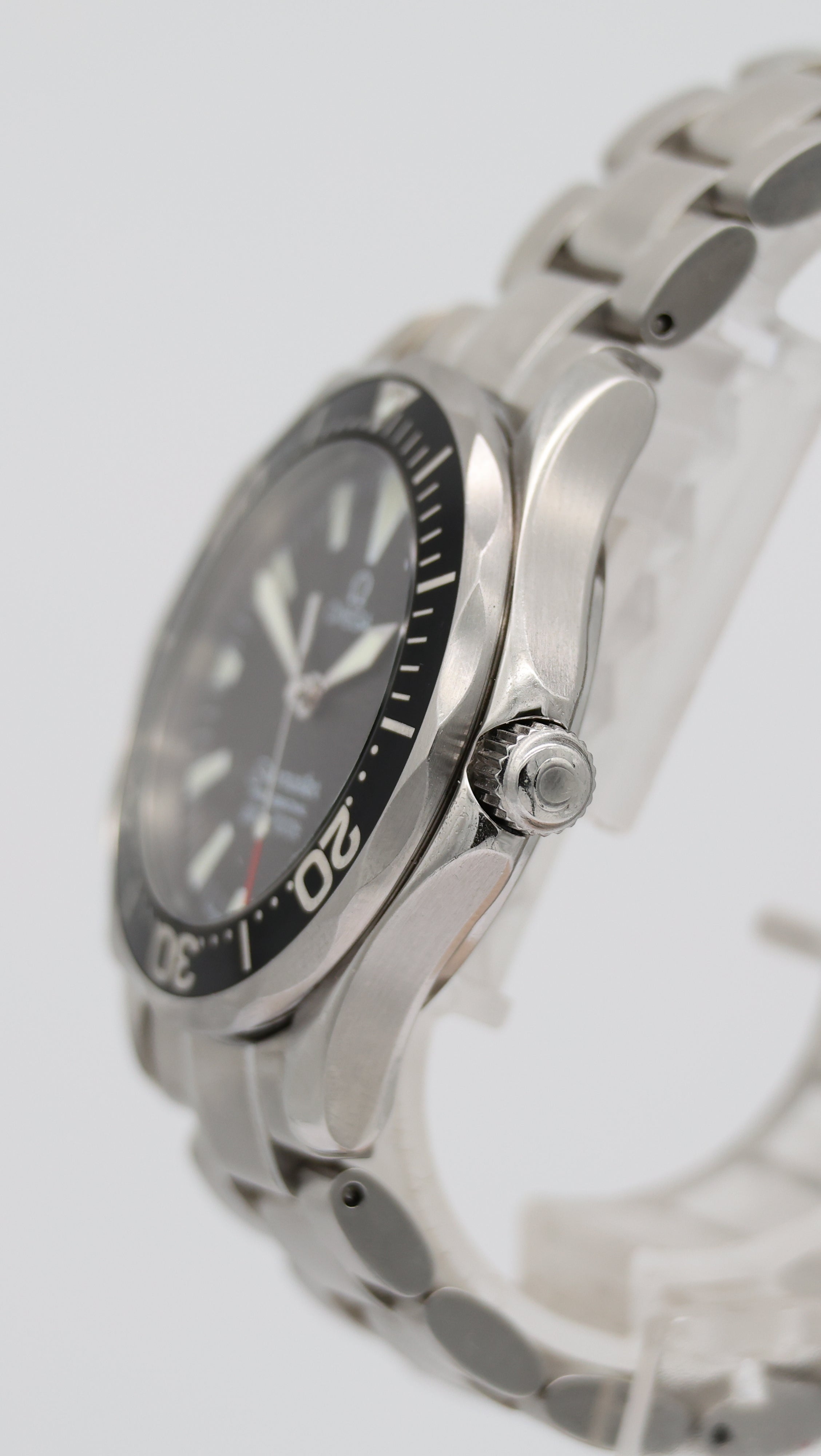 Omega Seamaster 36mm Quarz Herrenuhr 22625000 - Detailansicht 7