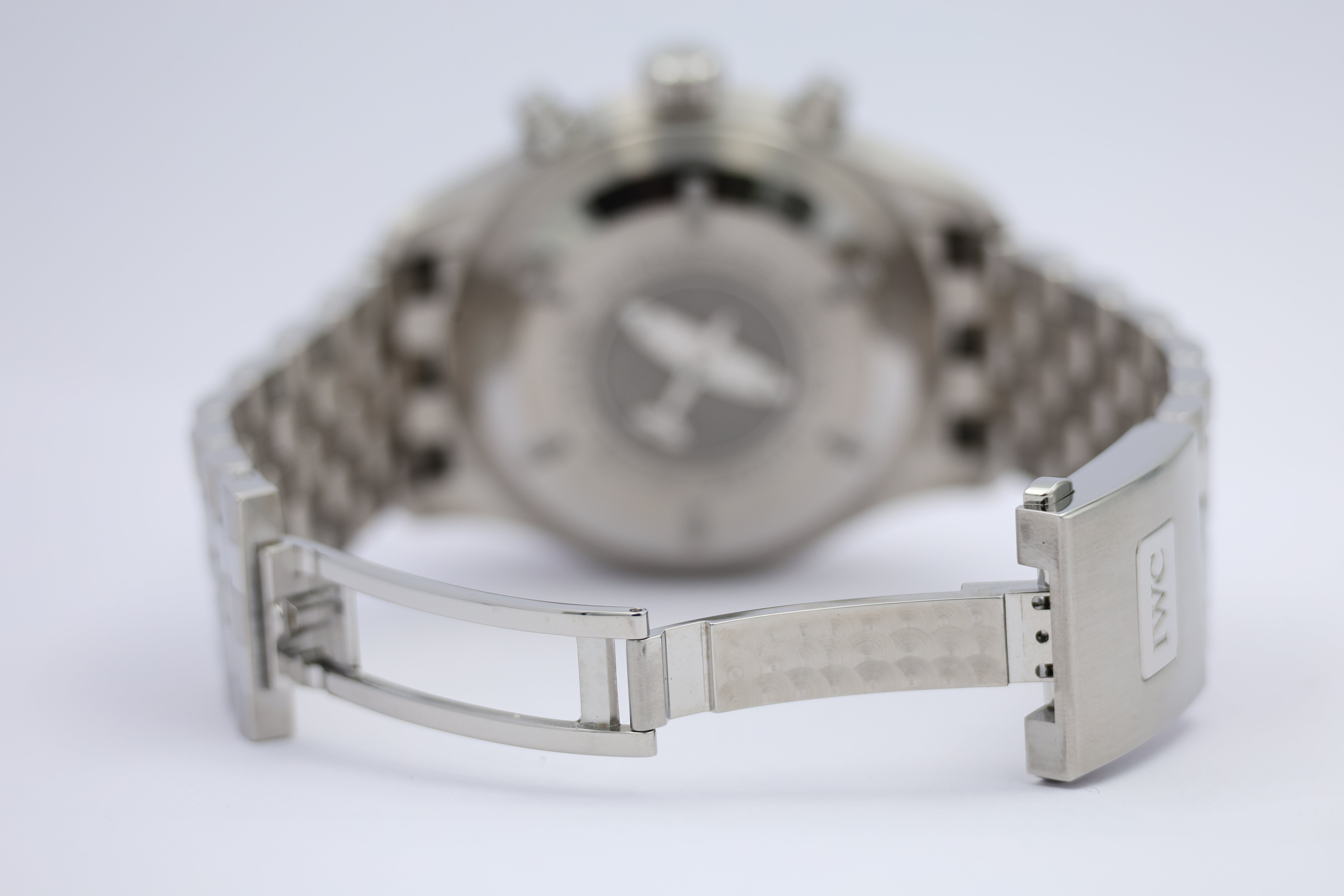 IWC Fliegeruhr Spitfire Chronograph Grau IW377719 - Detailansicht 6