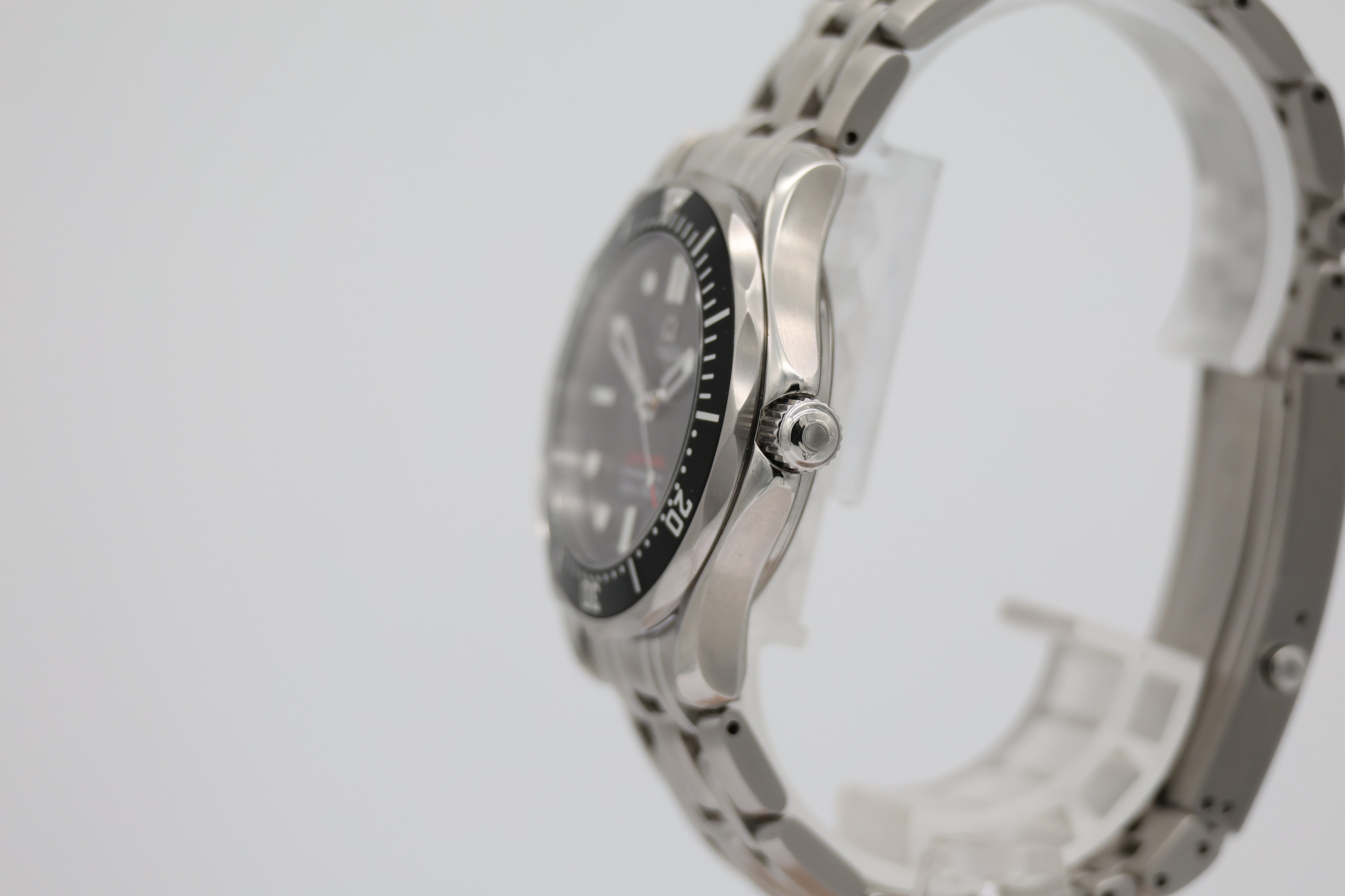 Omega Seamaster Diver 300m Quarz 36mm 21230366101001 - Detailansicht 1