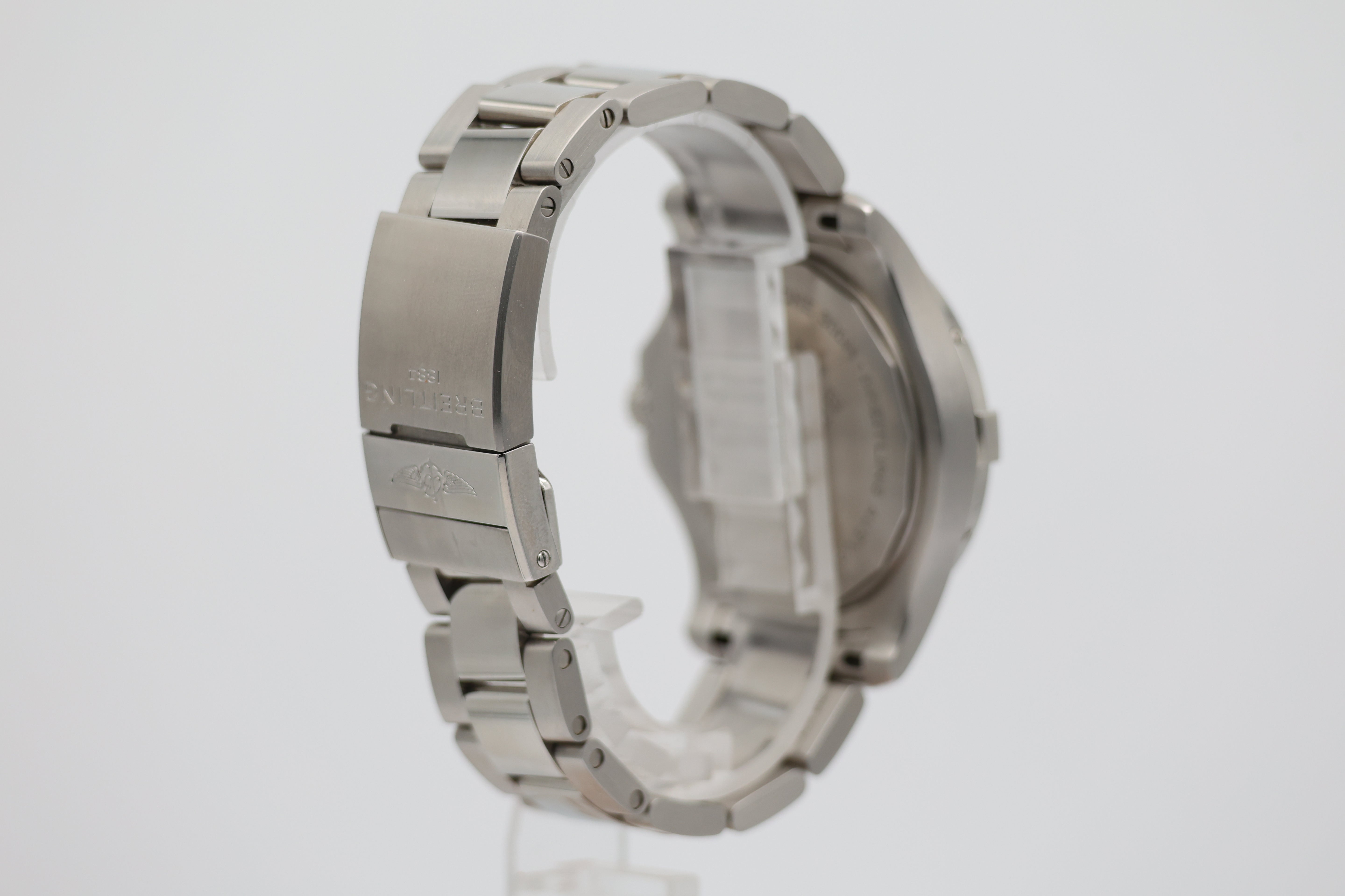 Breitling Avenger 43mm Automatik Herrenuhr A17318 - Detailansicht 1