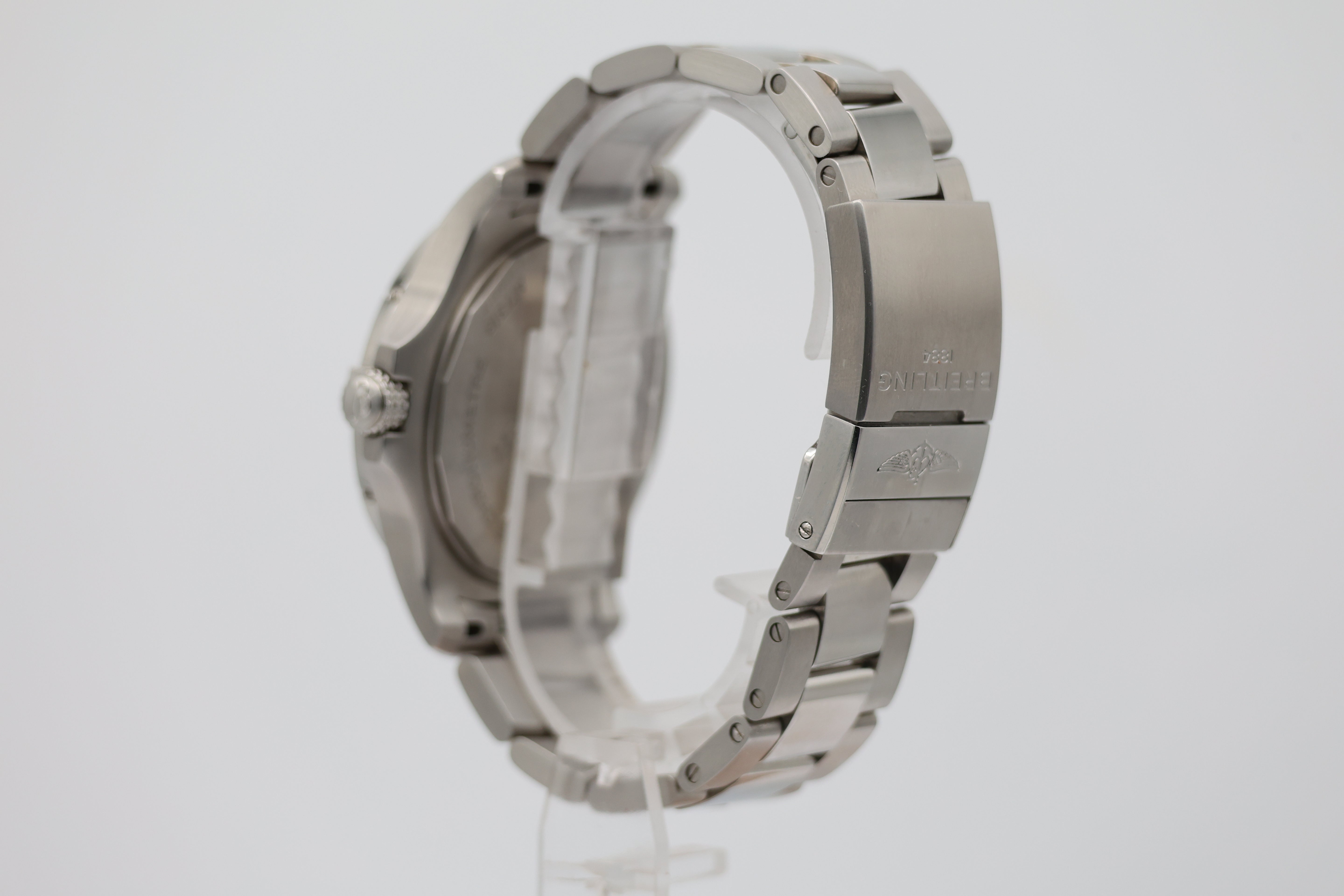 Breitling Avenger 43mm Automatik Herrenuhr A17318 - Detailansicht 2