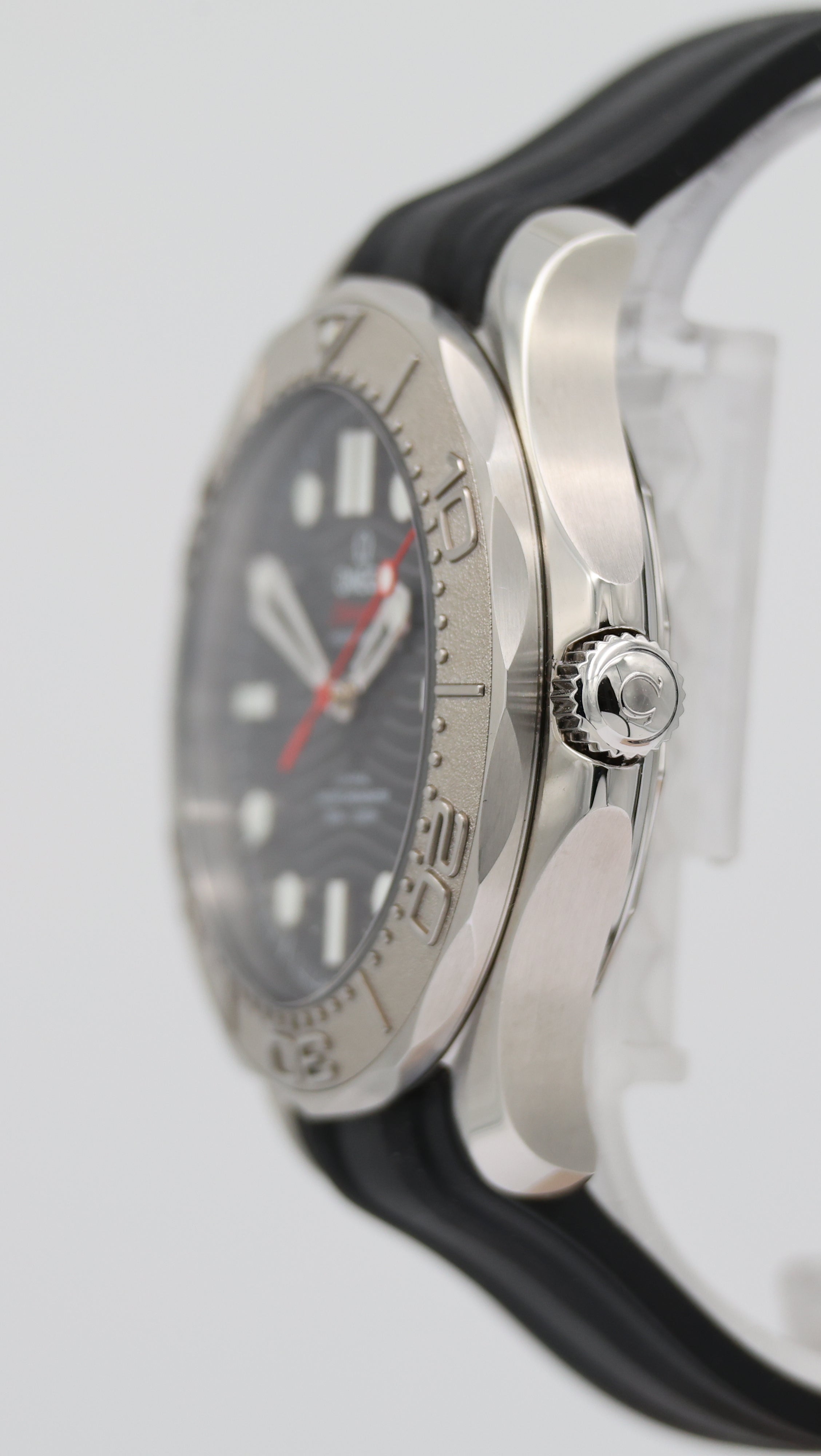 Omega Seamaster Diver 300 M Nekton 21032422001002 - Detailansicht 6