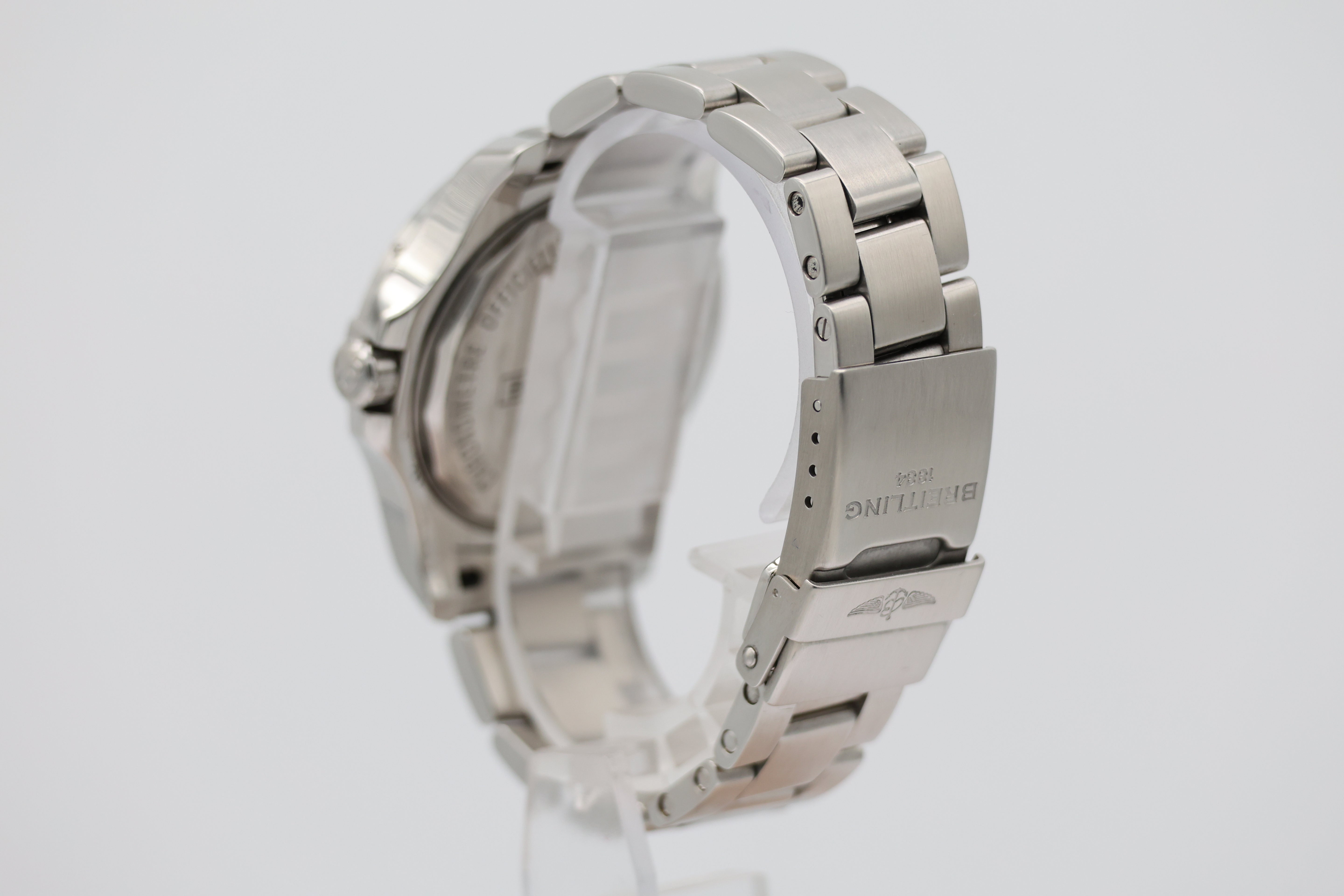Breitling Colt 36mm Quarz Herrenuhr A74389 - Detailansicht 2