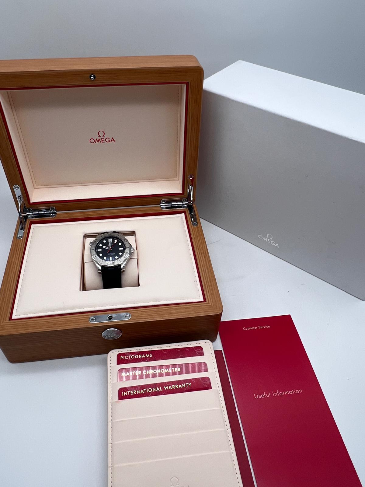 Omega Seamaster Diver 300 M Nekton 21032422001002 - Detailansicht 8