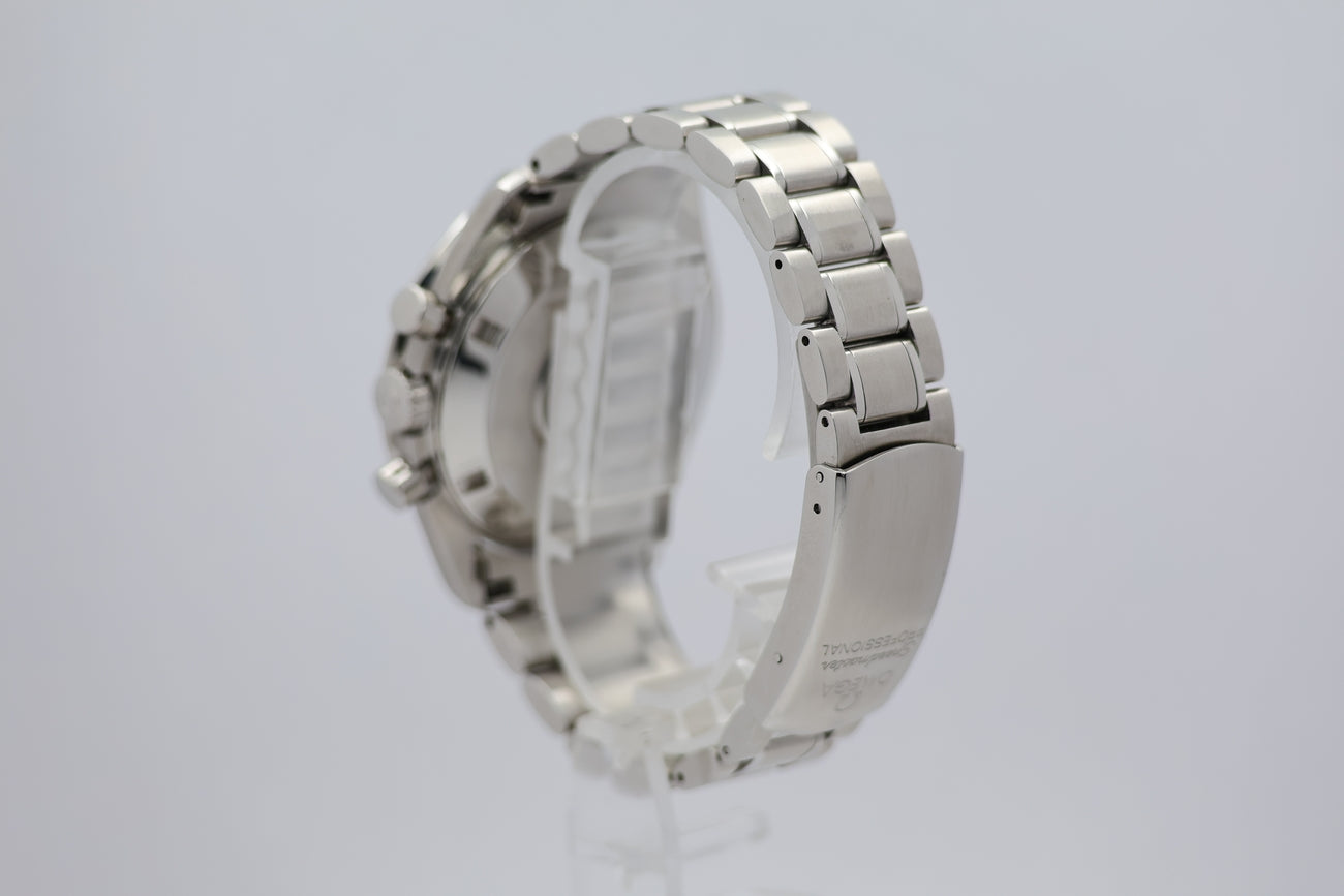 Omega Speedmaster Broad Arrow 35945000 - Detailansicht 2