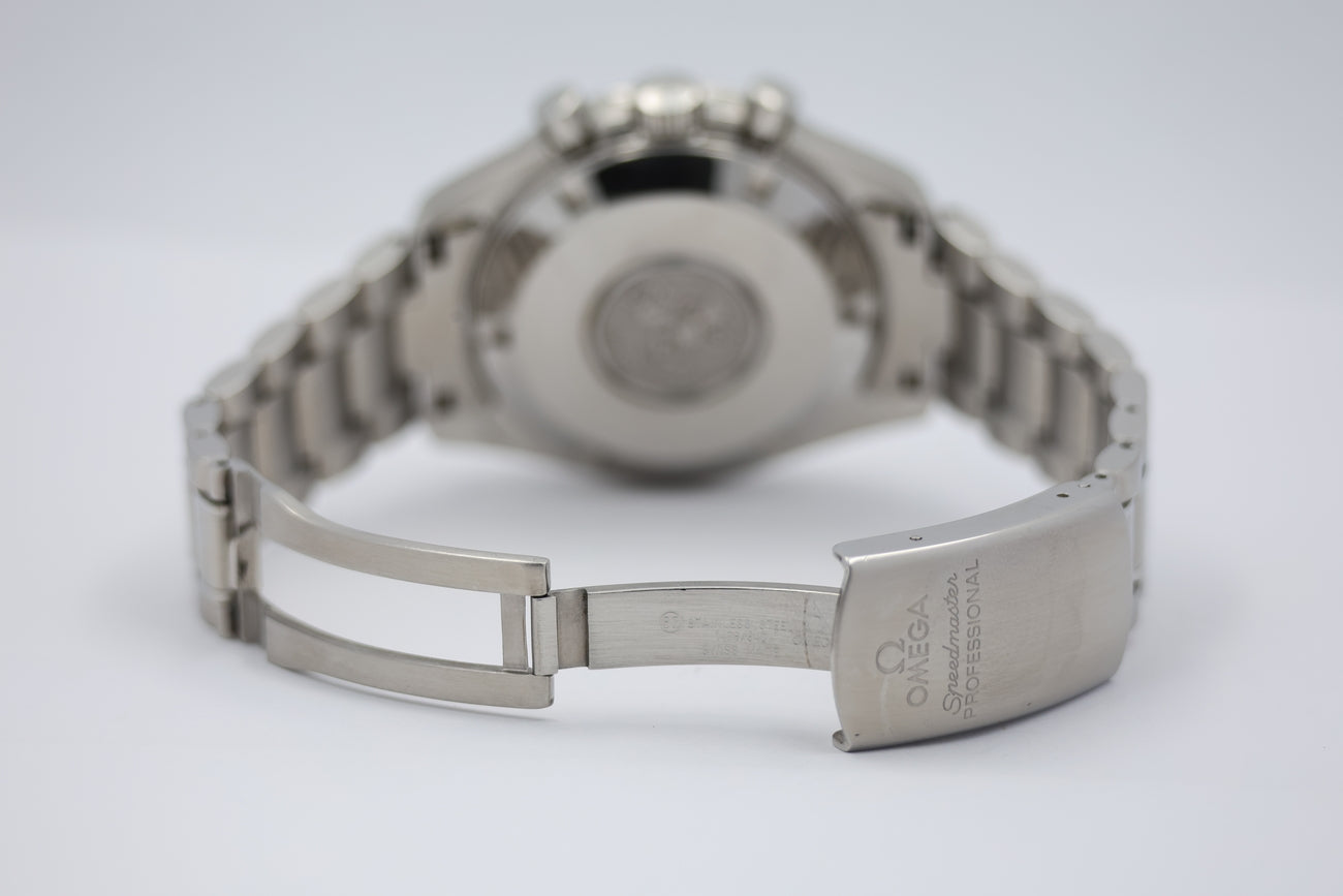 Omega Speedmaster Broad Arrow 35945000 - Detailansicht 6