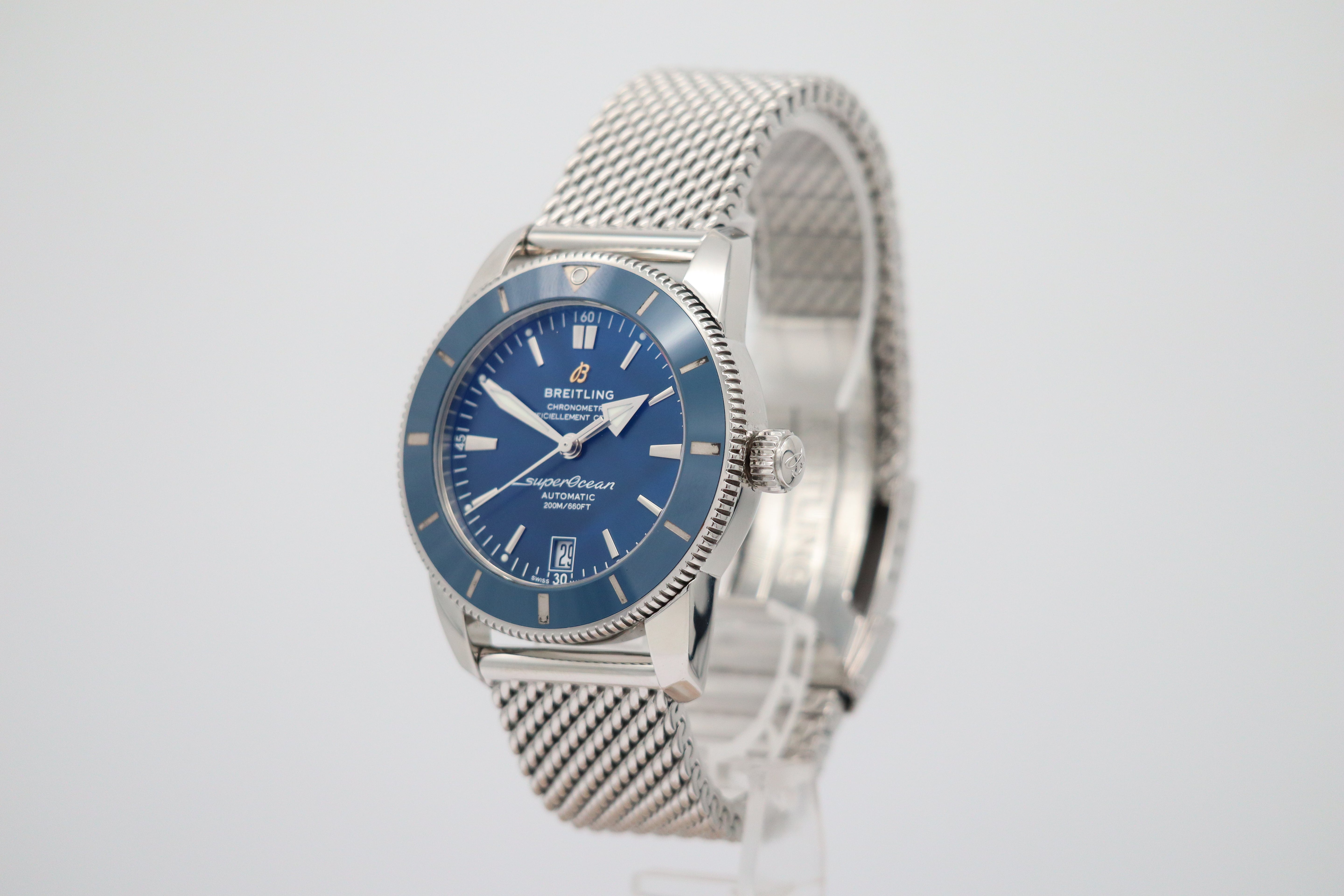 Breitling Breitling Superocean Heritage II 42 AB2010 - Detail view 2