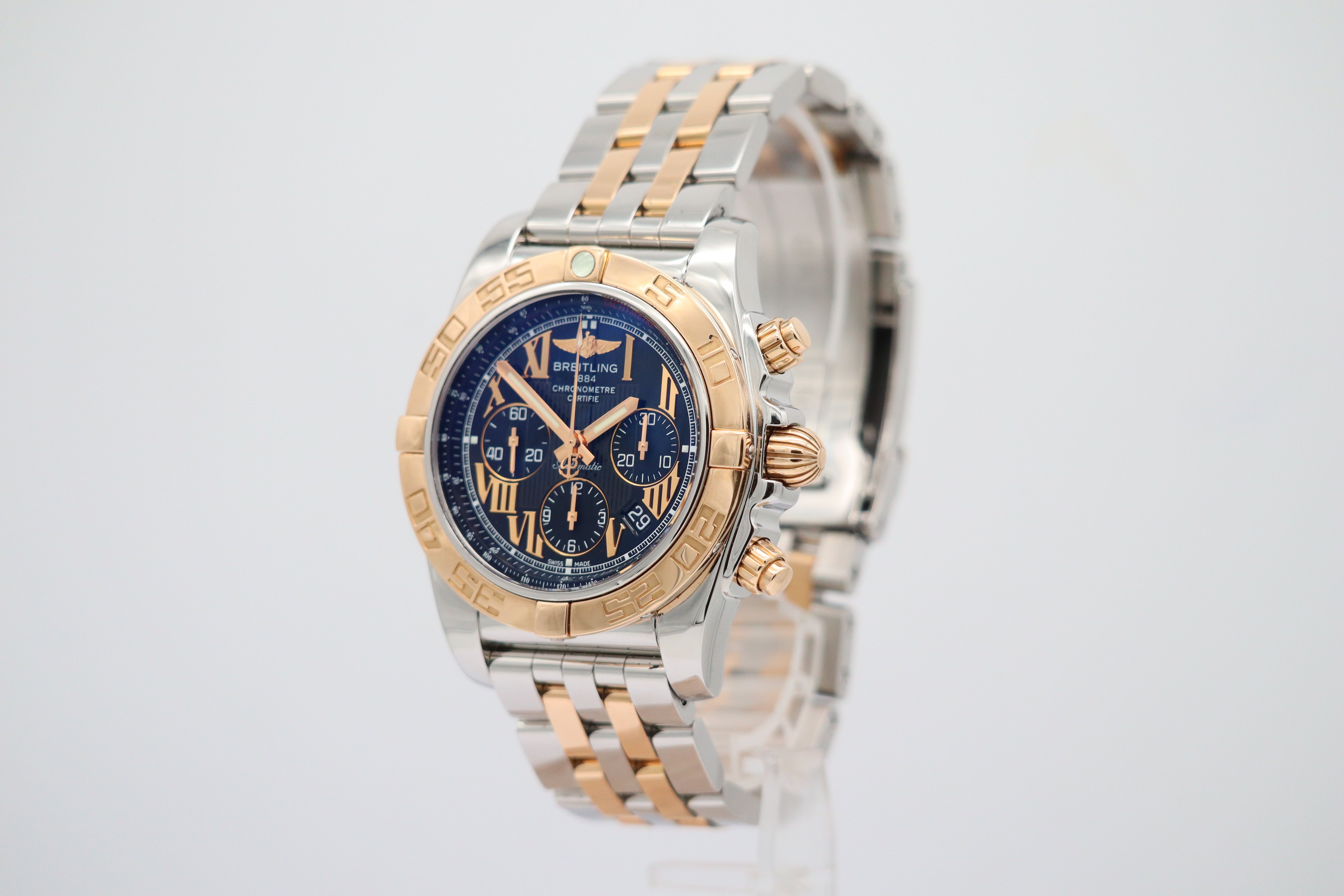 Breitling Chronomat 44 Stahl/Gold B01 Automatik Herrenuhr CB0110 - Detailansicht 2