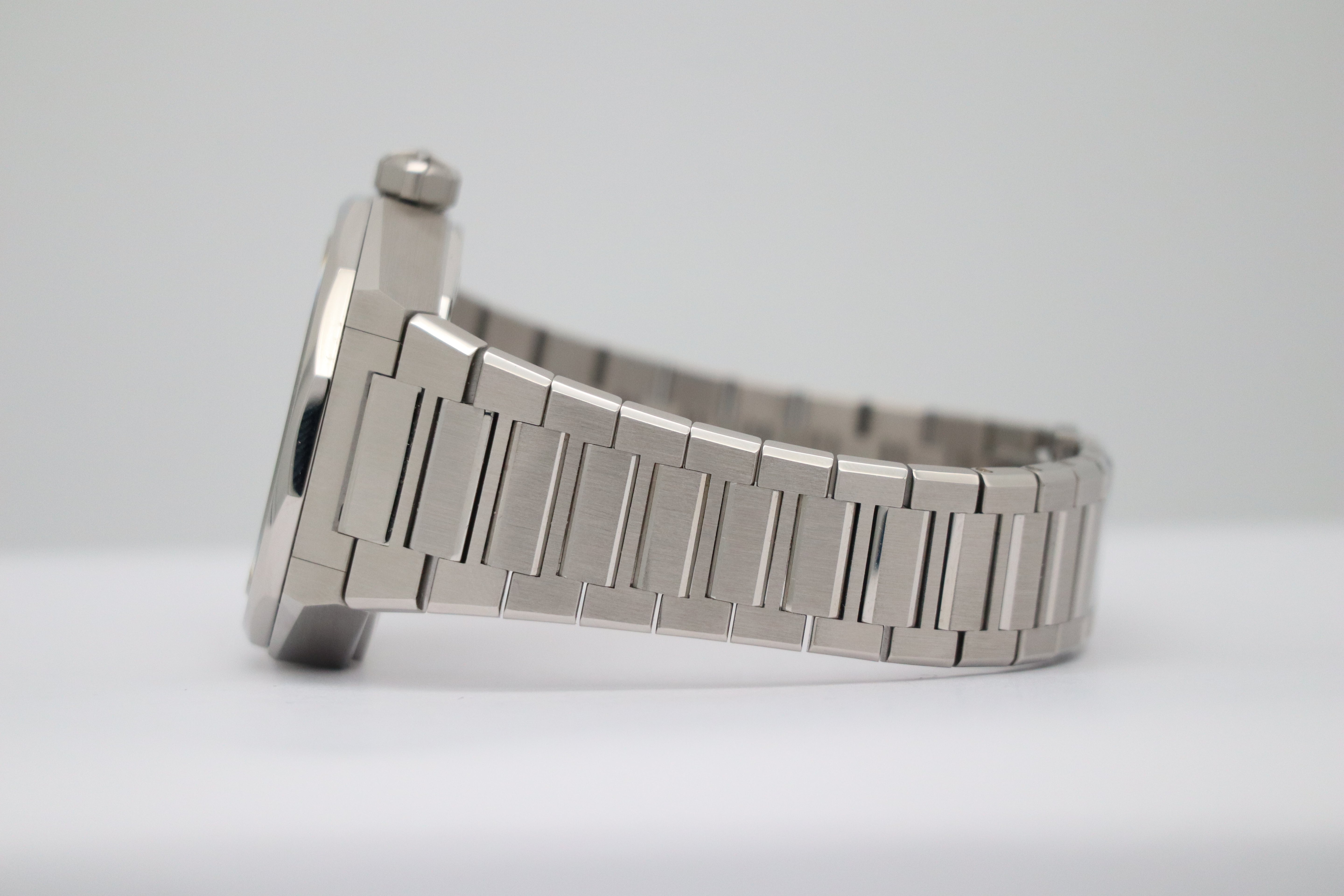 Zenith Defy Skyline Automatik 41mm 0393003620 - Detailansicht 5