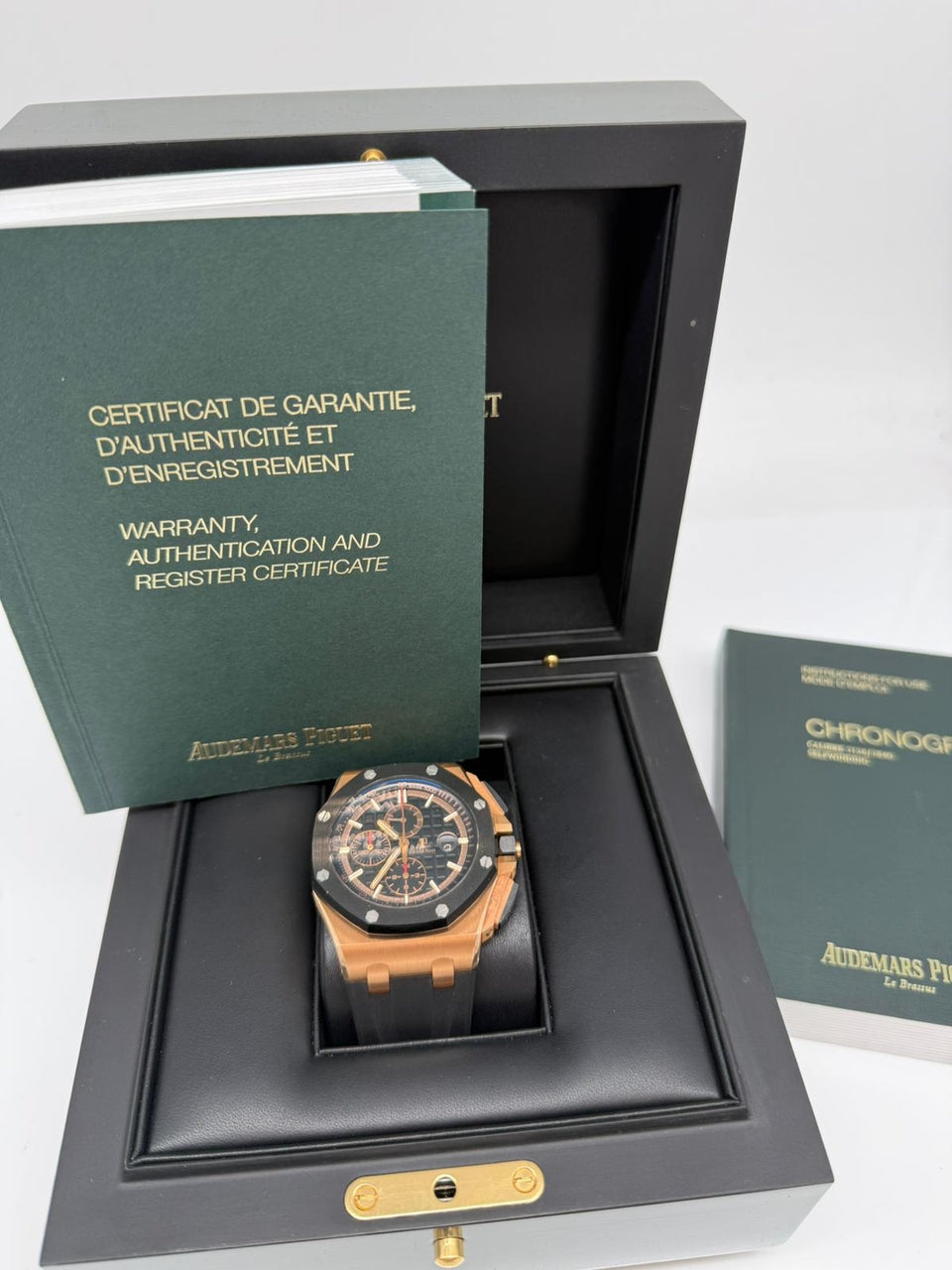 Audemars Piguet Royal Oak Offshore Chronograph 26401RO - Papiere und oder Lieferumfang