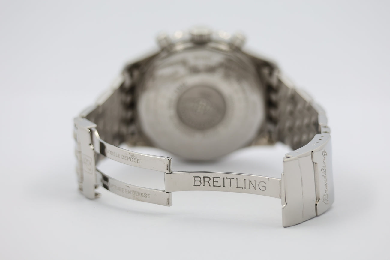 Breitling Navitimer Chronograph GMT 46mm Automatik A24322 - Detailansicht 6