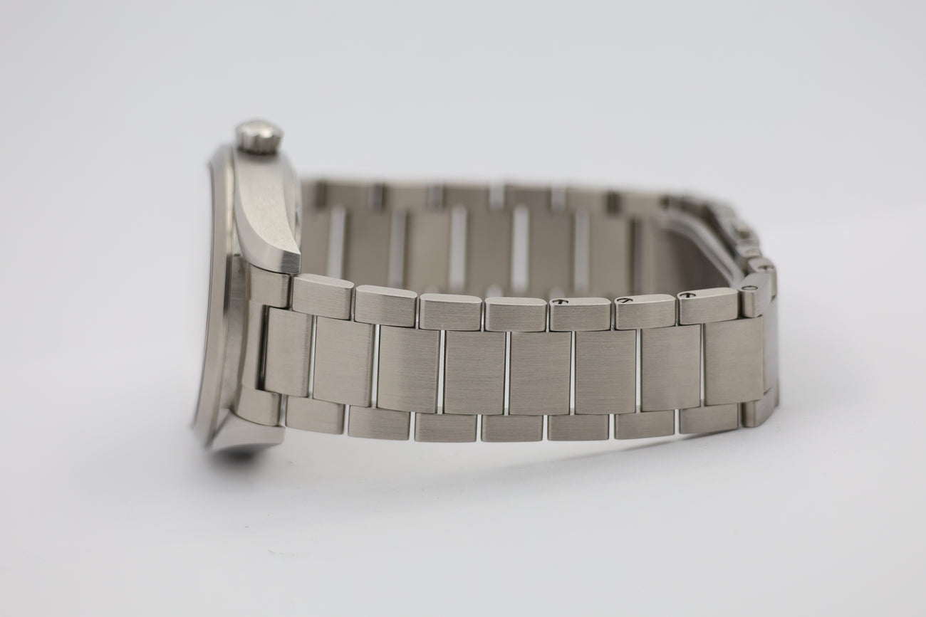 Omega Seamaster Railmaster Automatik Herrenuhr Stahl 40mm 22010402003001 - Detailansicht 3