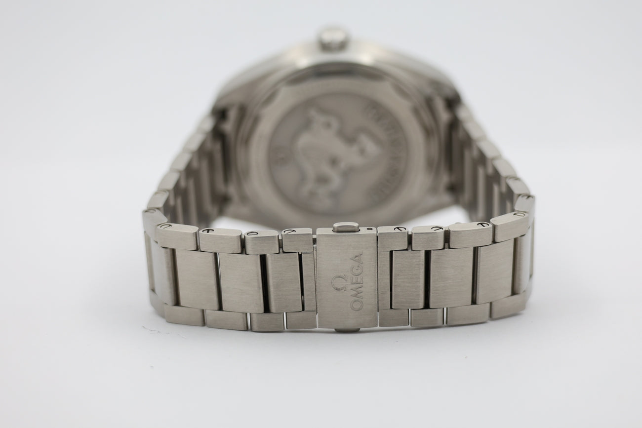Omega Seamaster Railmaster Automatik Herrenuhr Stahl 40mm 22010402003001 - Detailansicht 5