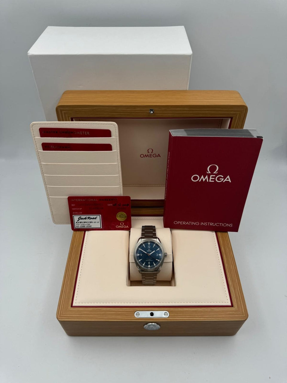 Omega Seamaster Railmaster Automatik Herrenuhr Stahl 40mm 22010402003001 - Papiere und oder Lieferumfang