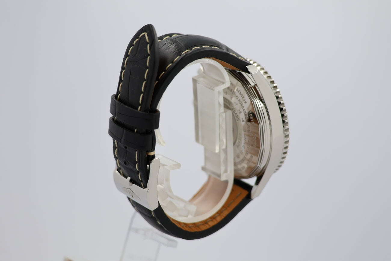 Breitling Navitimer World 46mm Automatik A24322 - Detailansicht 1