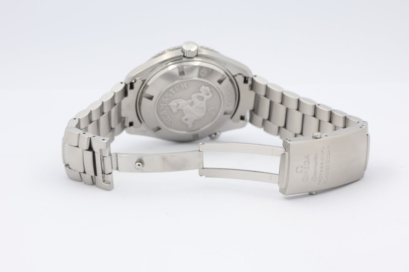 Omega Seamaster Planet Ocean 45,5mm Automatik 22005000 - Detailansicht 8