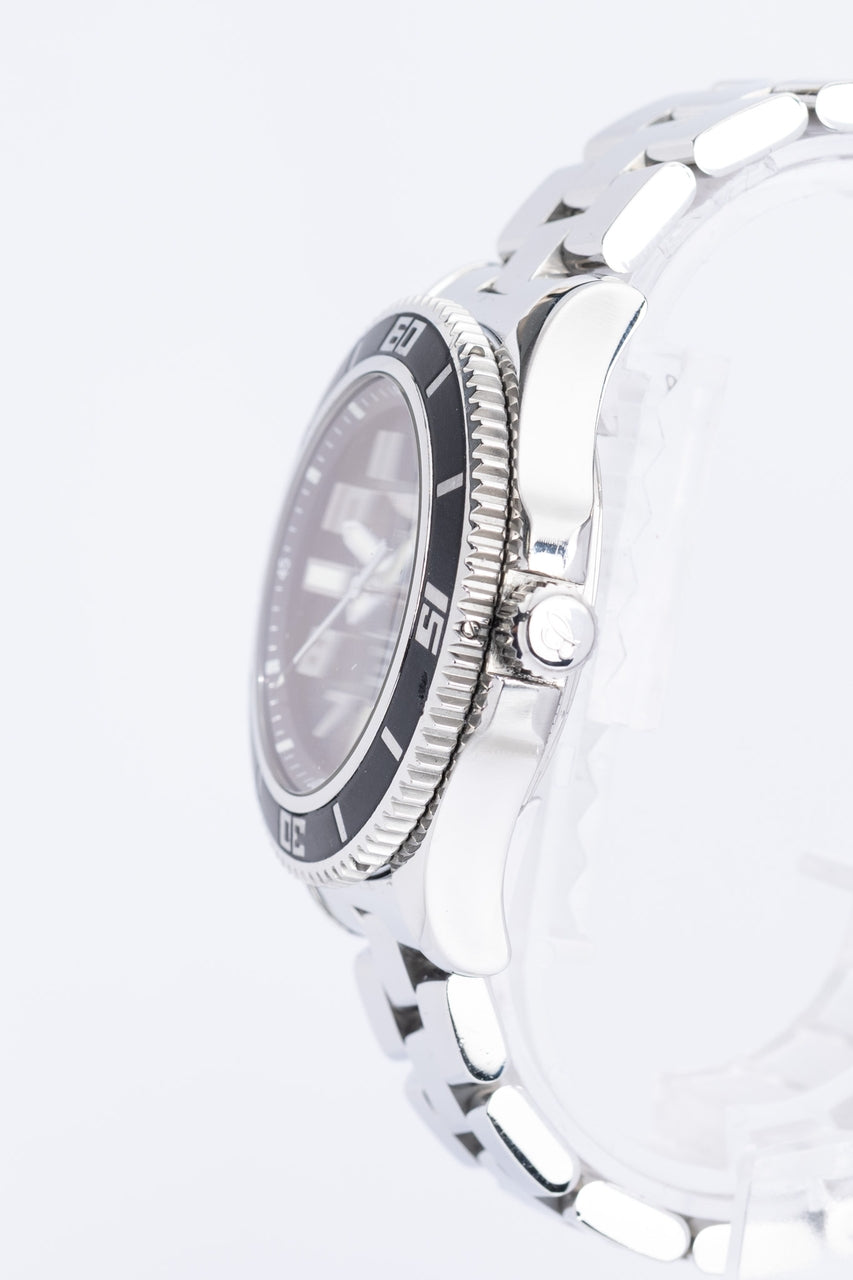 Breitling Superocean 42mm Automatik Herrenuhr A17364 - Detailansicht 2