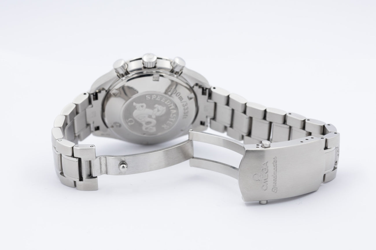 Omega Speedmaster Date 40mm Automatik 32105100 - Detailansicht 8
