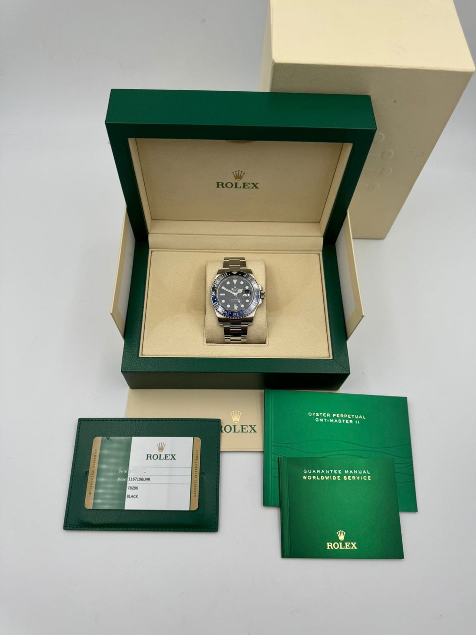 Rolex GMT Master II "Batman" Automatik Herrenuhr 116710BLNR - Papiere und oder Lieferumfang