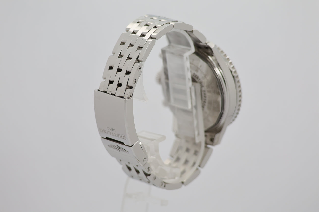 Breitling Navitimer B01 46mm Automatik AB012721 - Detail view 1