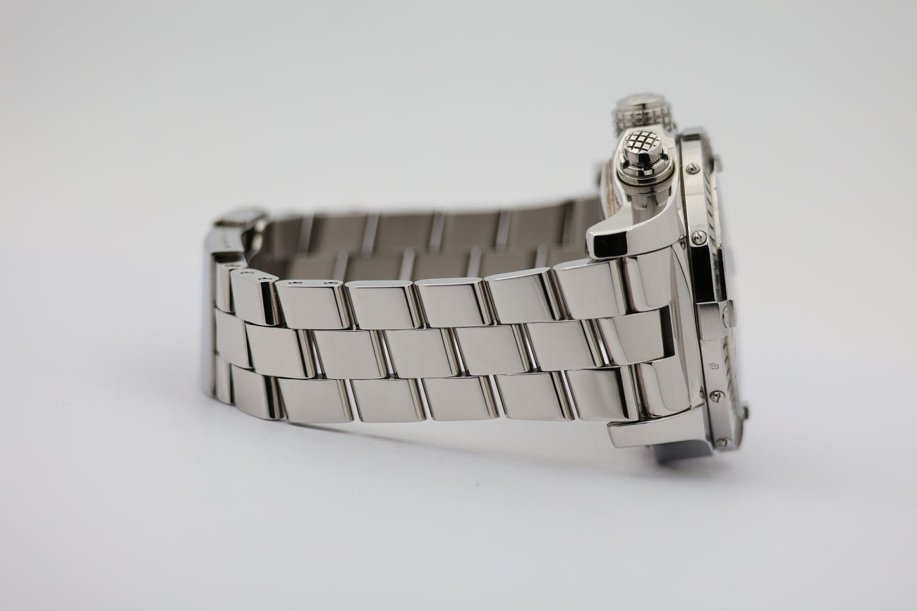 Breitling Super Avenger 48mm Automatik A13370 - Detail view 4