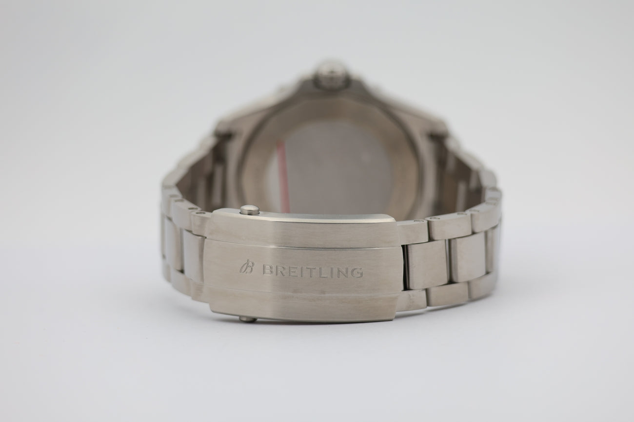 Breitling Avenger 42mm Automatik A17328 - Detailansicht 5