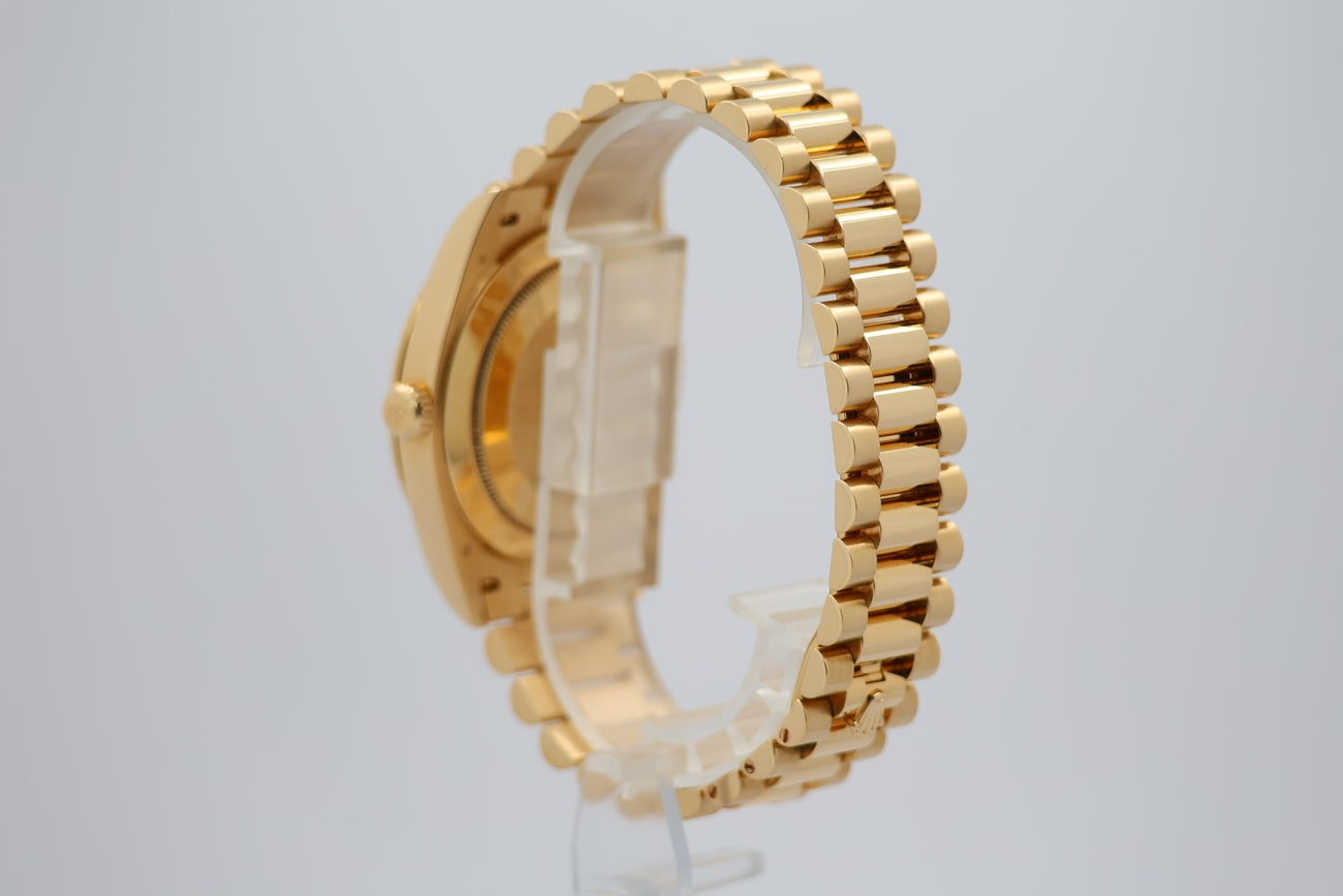 Rolex Day-Date 40 Gelbgold Baguette Dial Automatik LC100 228238 - Detailansicht 2