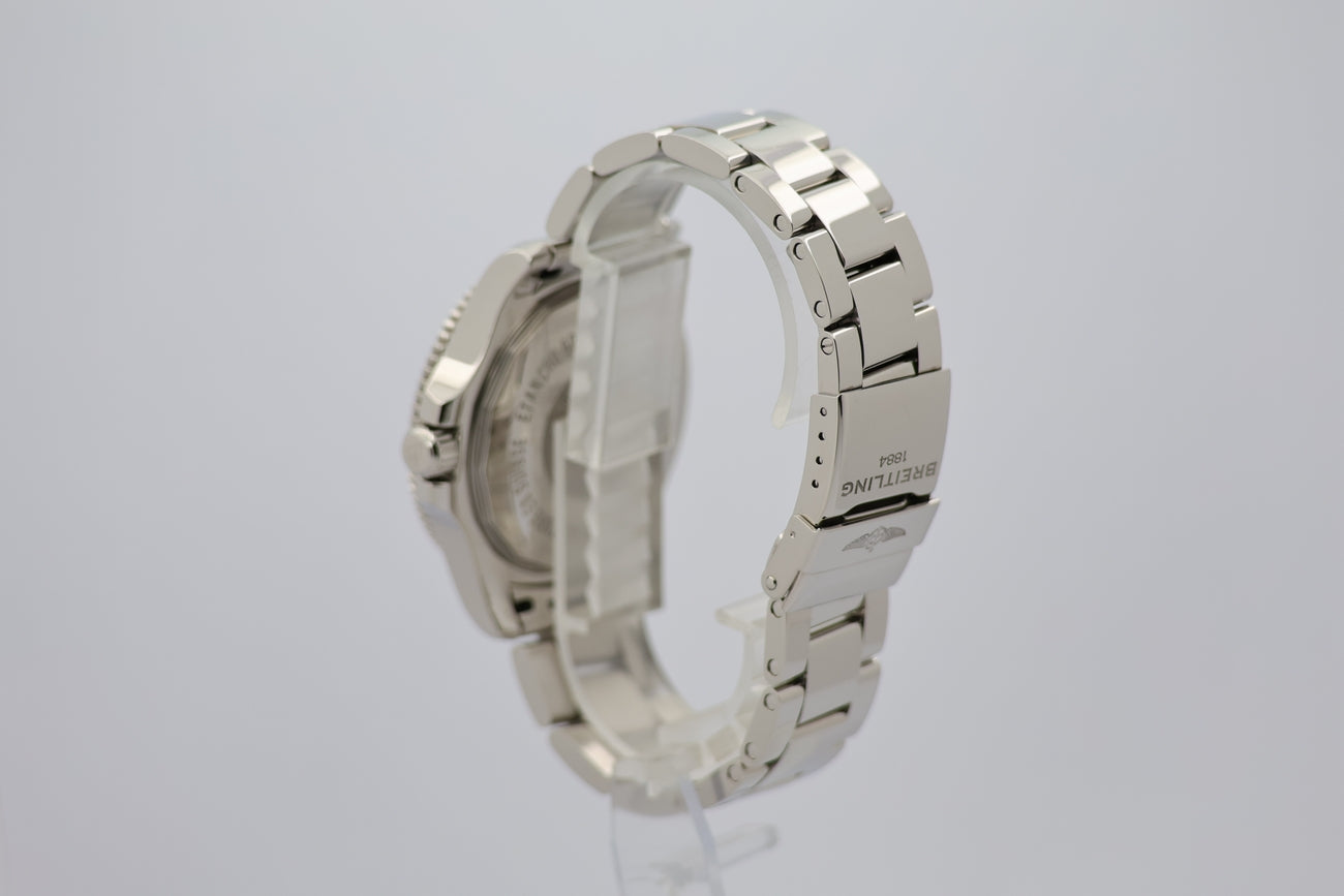 Breitling Superocean II 42mm Automatik Herrenuhr A17365 - Detail view 2