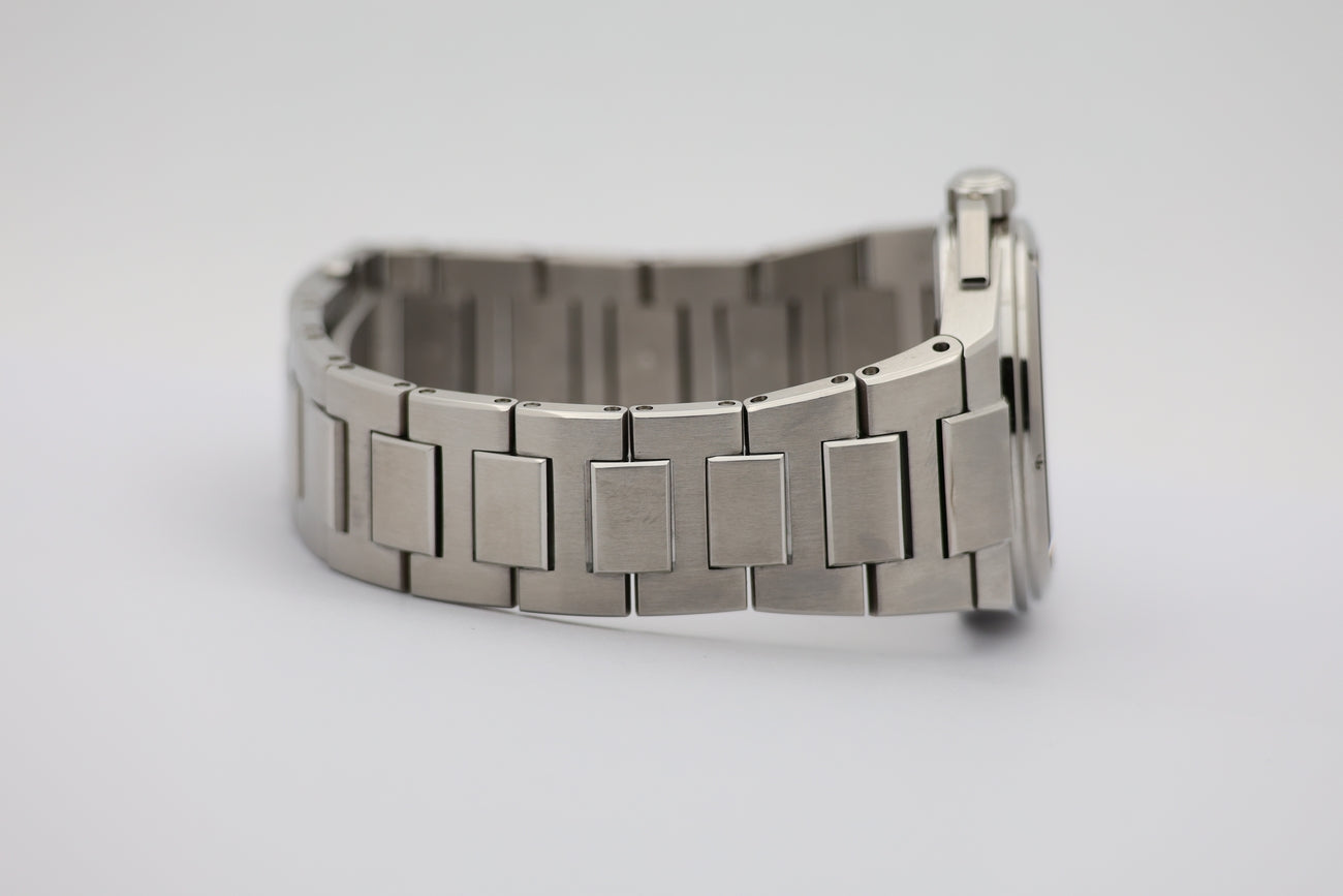 IWC Ingenieur Automatik Herrenuhr Schwarz IW323902 - Detailansicht 4