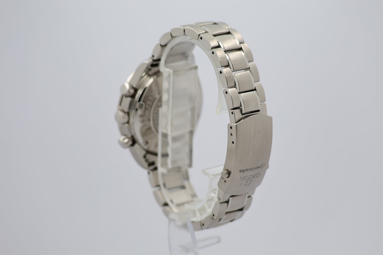 Omega Speedmaster Date 40mm Automatik 32105000 - Detailansicht 2