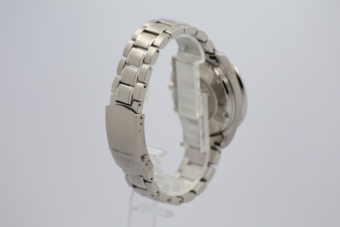 Omega Speedmaster Date 40mm Automatik 32105000 - Detailansicht 1