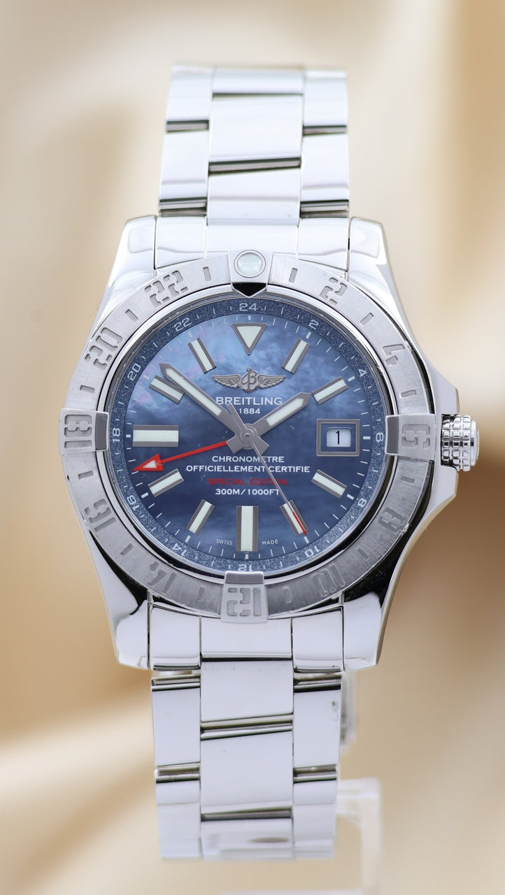 Breitling Avenger II GMT Automatik 43mm A32390 - Thumbnail