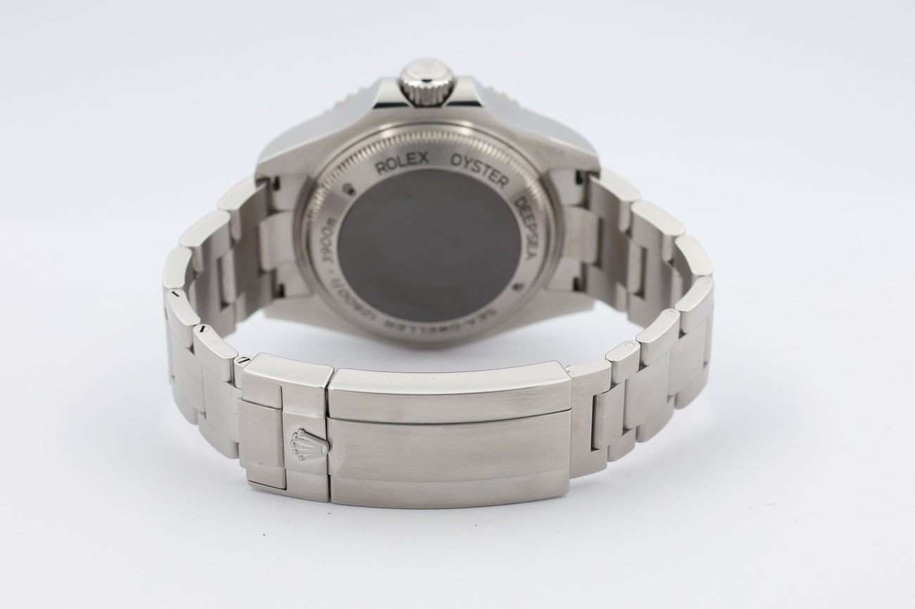 Rolex Sea Dweller Deepsea 44mm Automatik Herrenuhr 126660 - Detailansicht 7