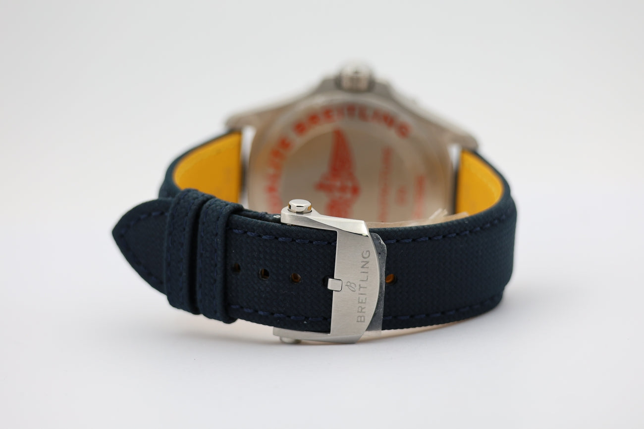 Breitling Avenger 42mm Automatik NEU A17328 - Detailansicht 5