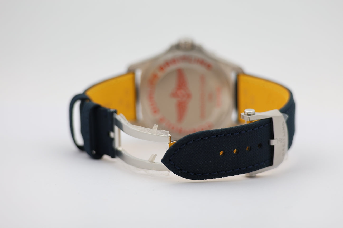 Breitling Avenger 42mm Automatik NEU A17328 - Detailansicht 6