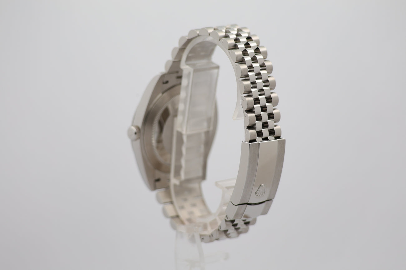 Rolex Datejust Automatik Herrenuhr 41mm Weiß 126300 - Detailansicht 2