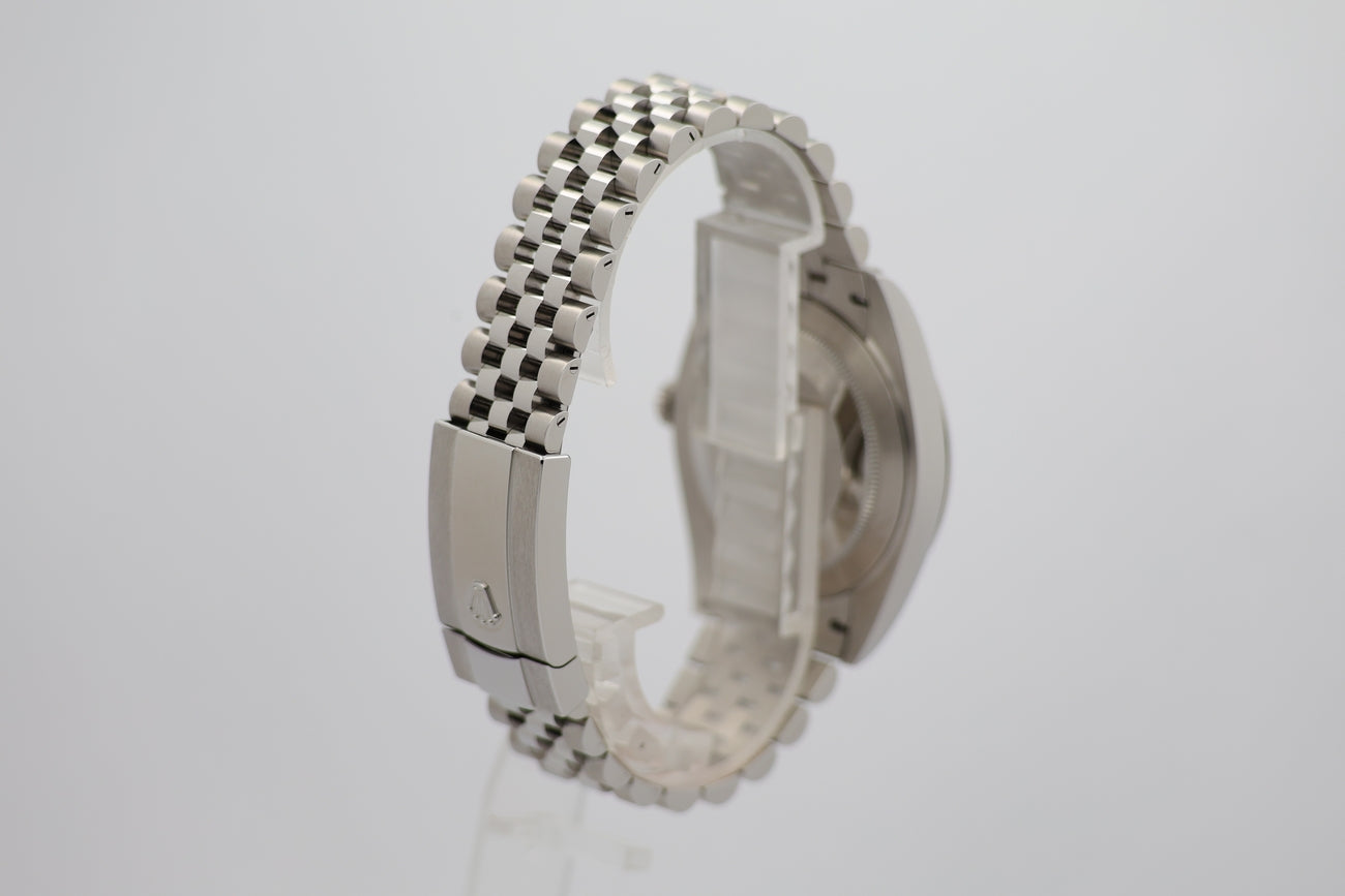 Rolex Datejust Automatik Herrenuhr 41mm Weiß 126300 - Detailansicht 1