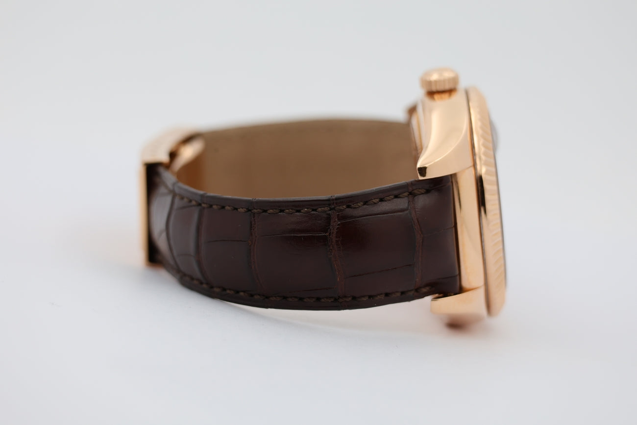 Rolex Sky-Dweller 42mm 18k Rose Gold Chocolate 326135 - Detailansicht 4