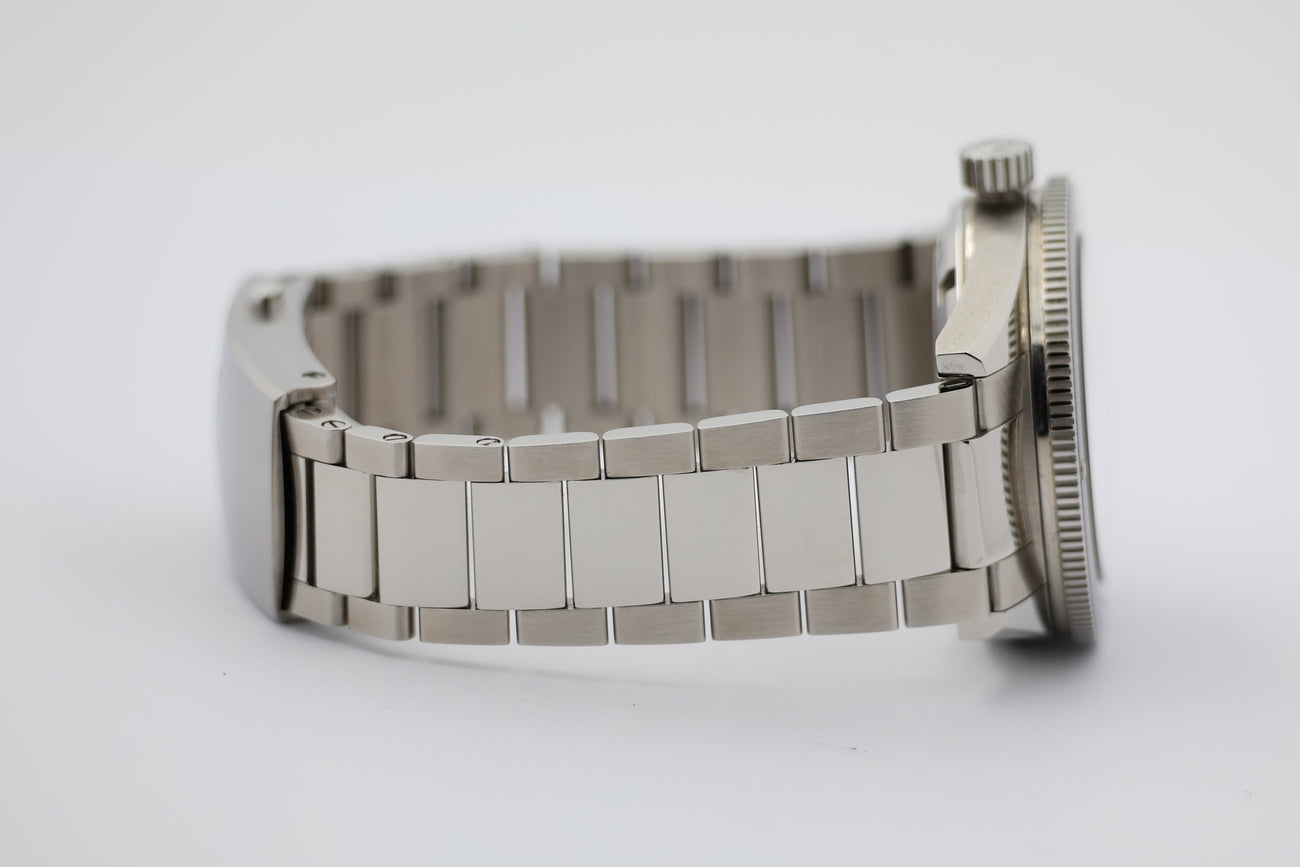 Omega Seamaster 300 Automatik Herrenuhr Schwarz 23330412101001 - Detail view 4