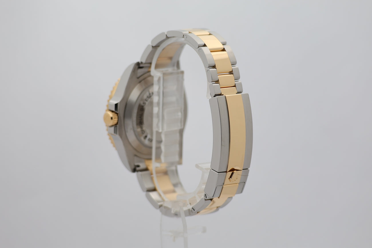 Rolex Sea-Dweller Stahl/Gold Automatik Schwarz 126603 - Detail view 2