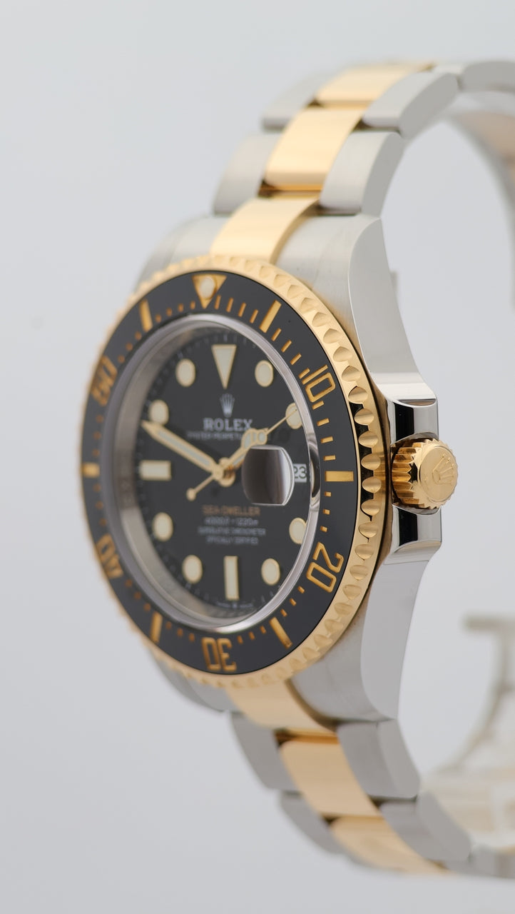 Rolex Sea-Dweller Stahl/Gold Automatik Schwarz 126603 - Detail view 7