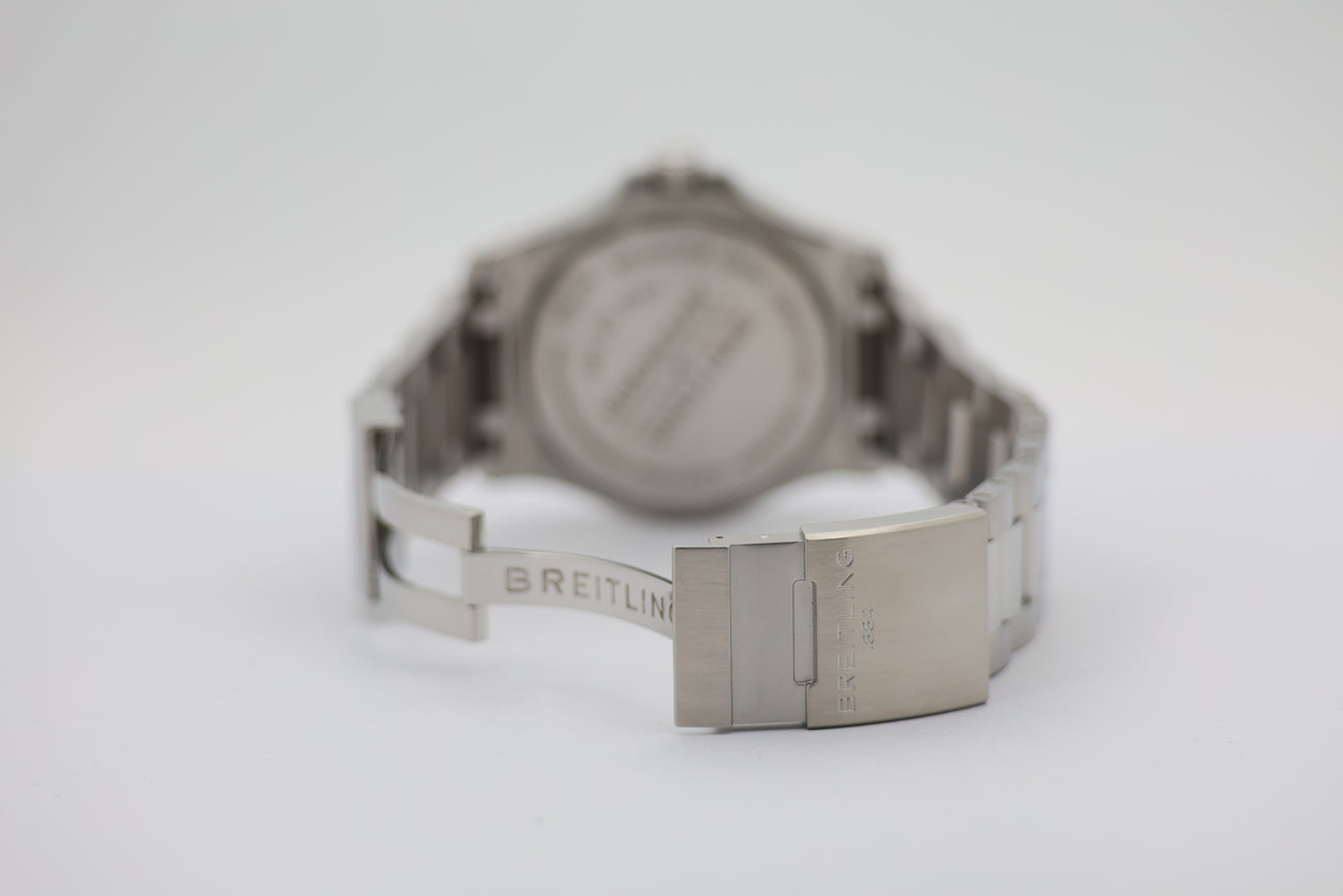 Breitling Avenger 43mm Automatik Schwarz Herrenuhr A17318 - Detail view 6