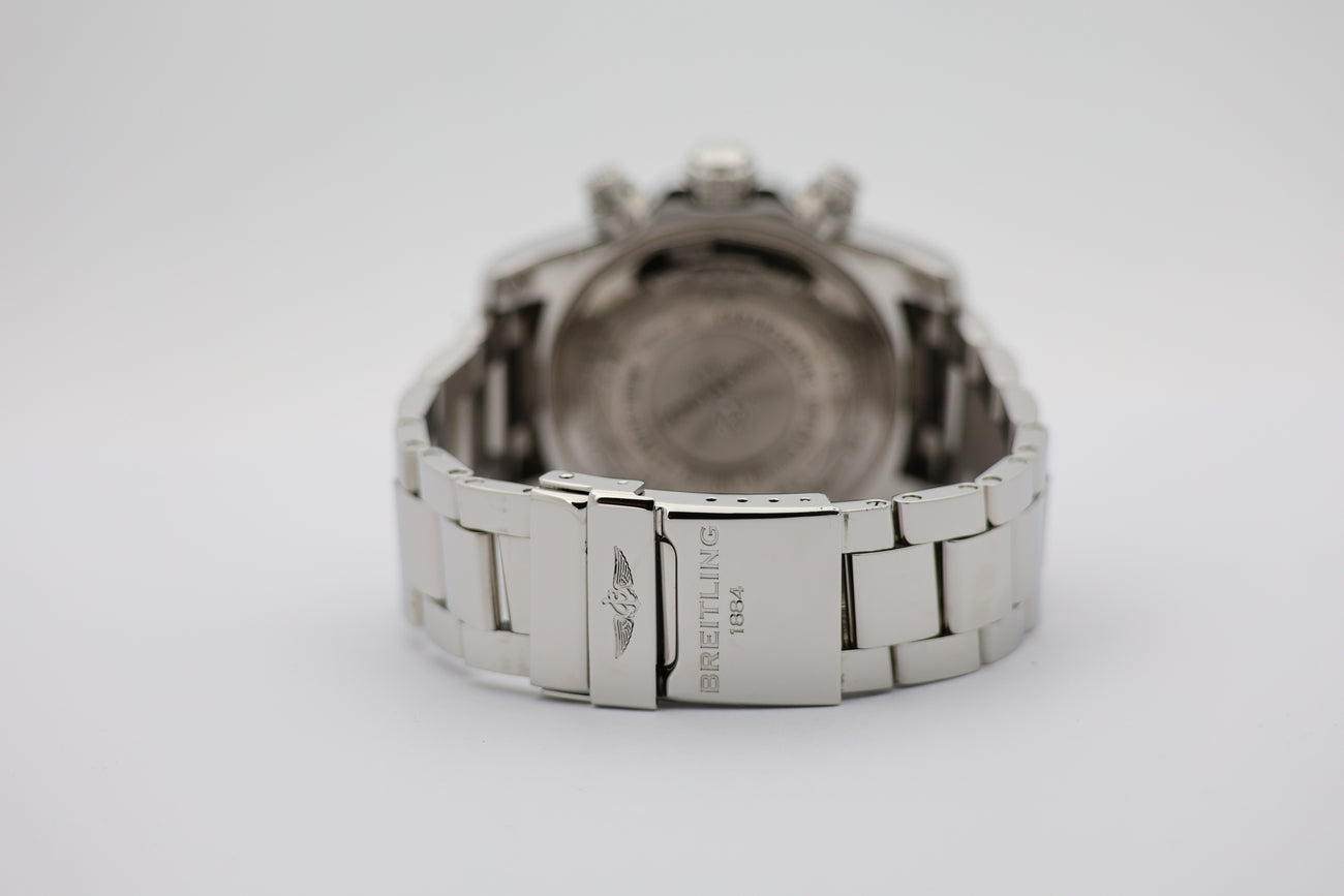 Breitling Avenger II Limited Edition White Panda 43mm Automatik A13381 - Detailansicht 5