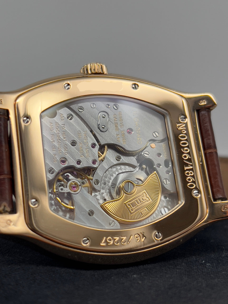 Chopard L.U.C Tonneau Montre mit frischem Service 16/2267 - Detailansicht 8