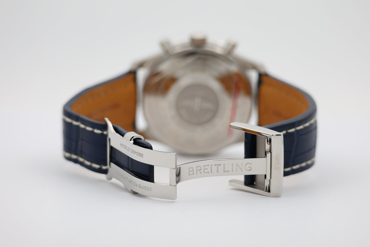 Breitling Navitimer World GMT 46mm Automatik Herrenuhr A24322 - Detail view 6