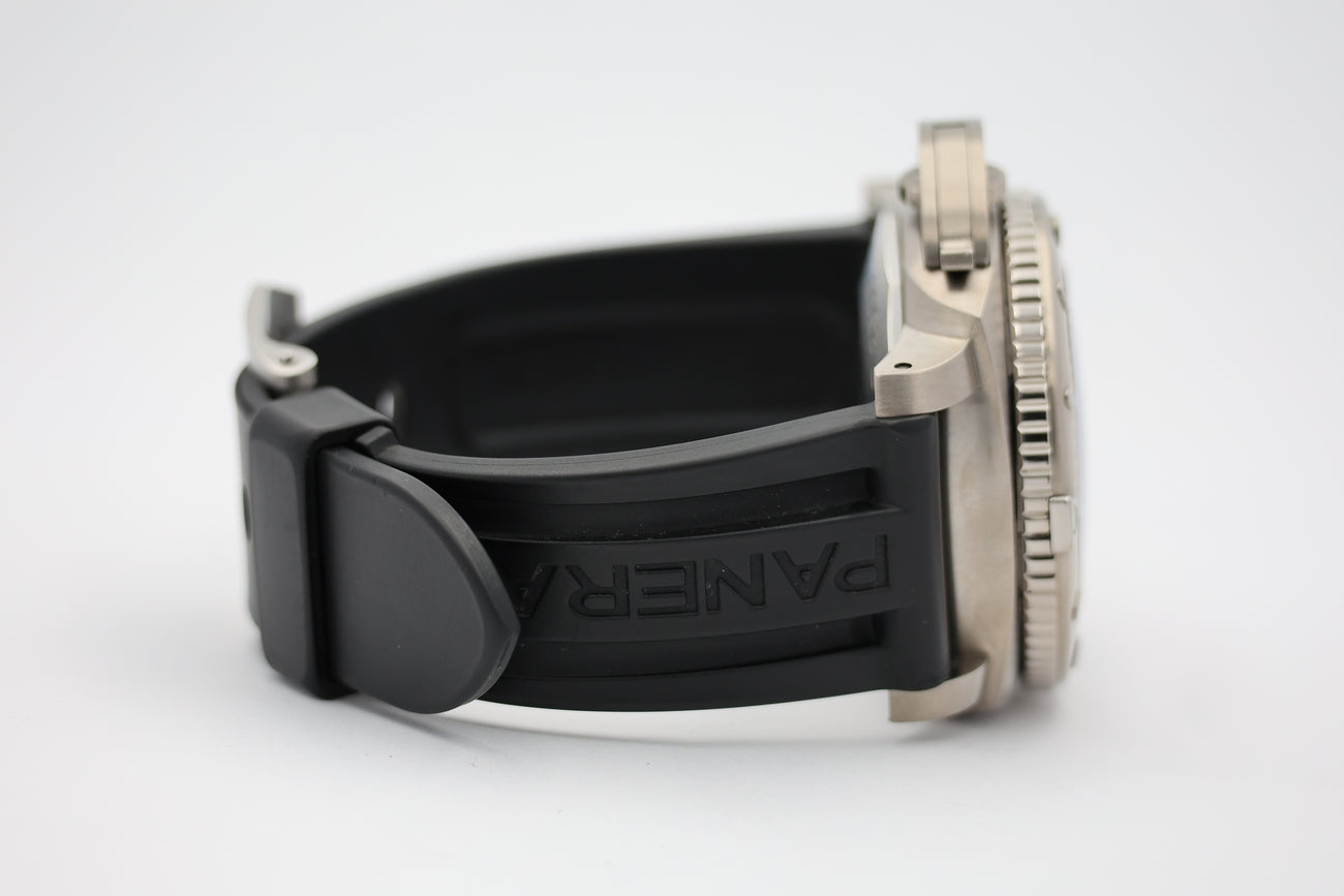 Panerai Luminor Submersible 47mm Automatik PAM00364 - Detailansicht 4