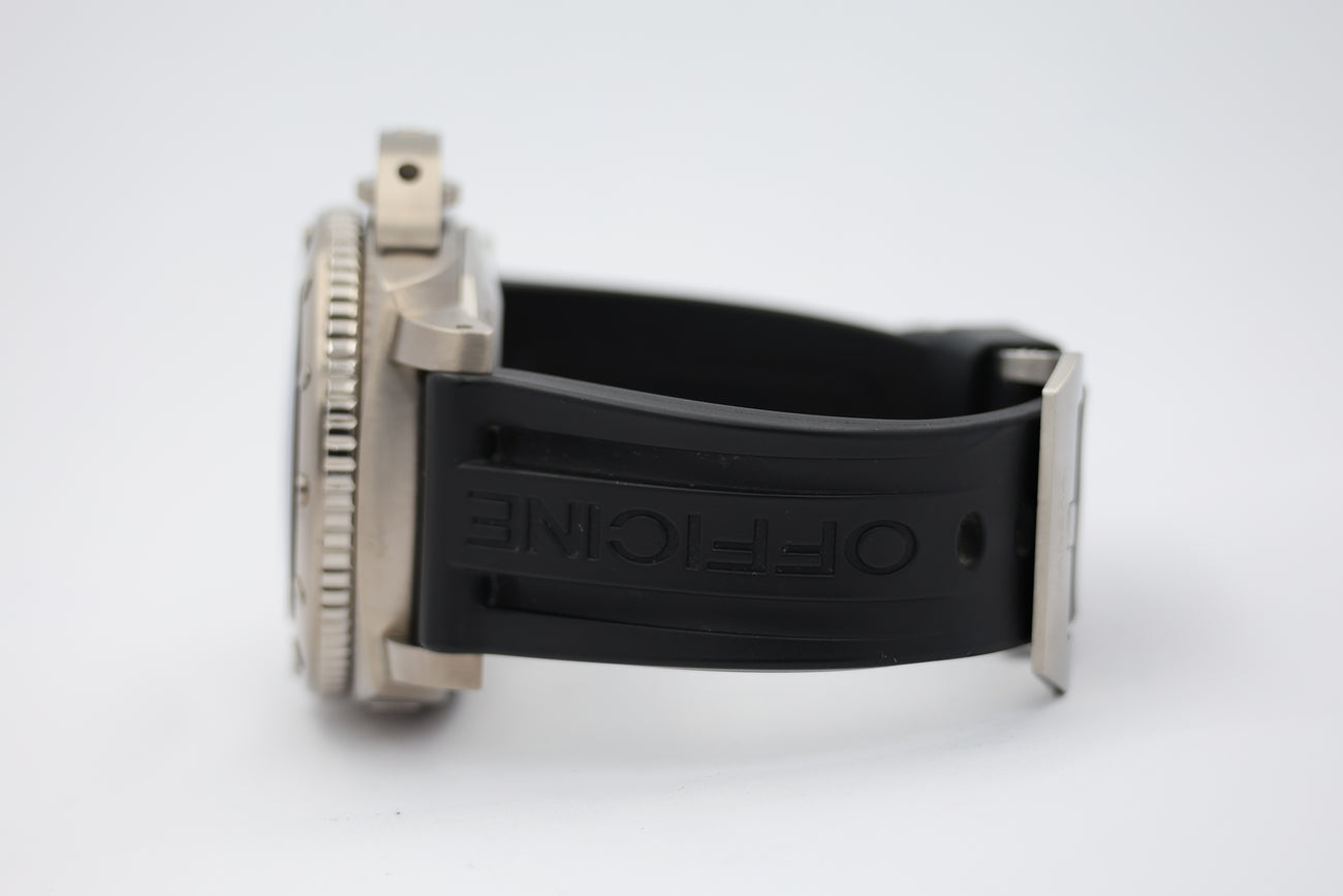 Panerai Luminor Submersible 47mm Automatik PAM00364 - Detailansicht 3