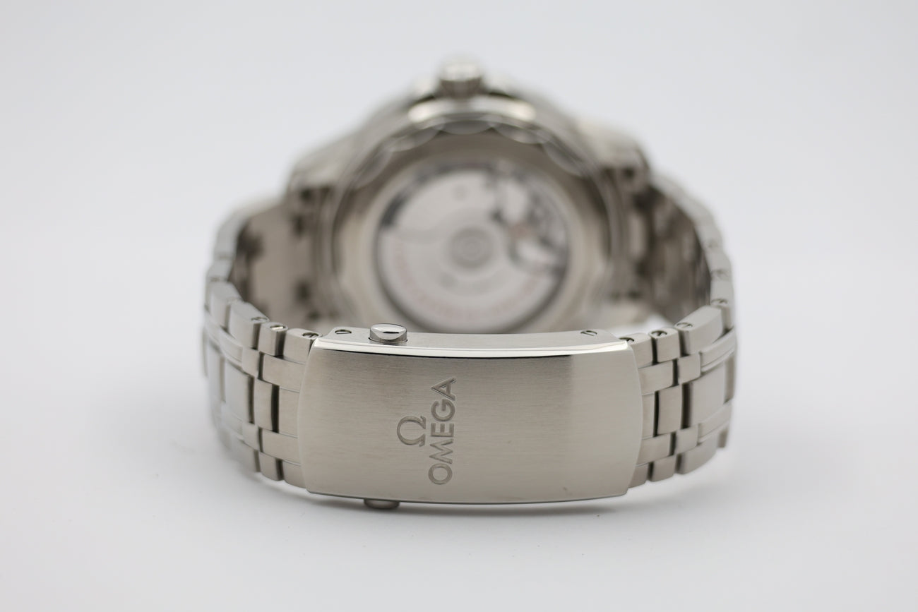 Omega Seamaster Diver 300m 42mm Automatik Herrenuhr 21030422001001 - Detailansicht 5