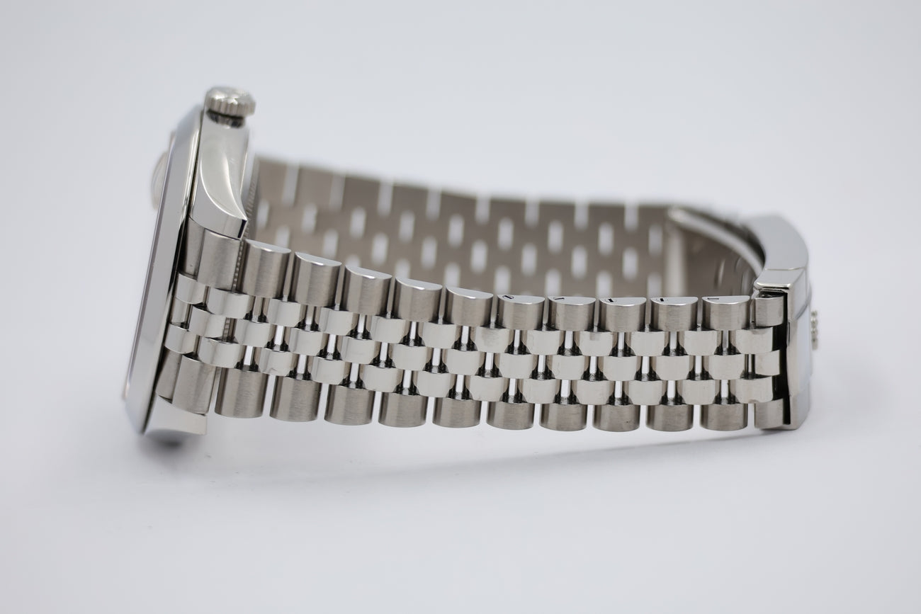 Rolex Datejust 41mm Automatik 126300 - Detail view 4